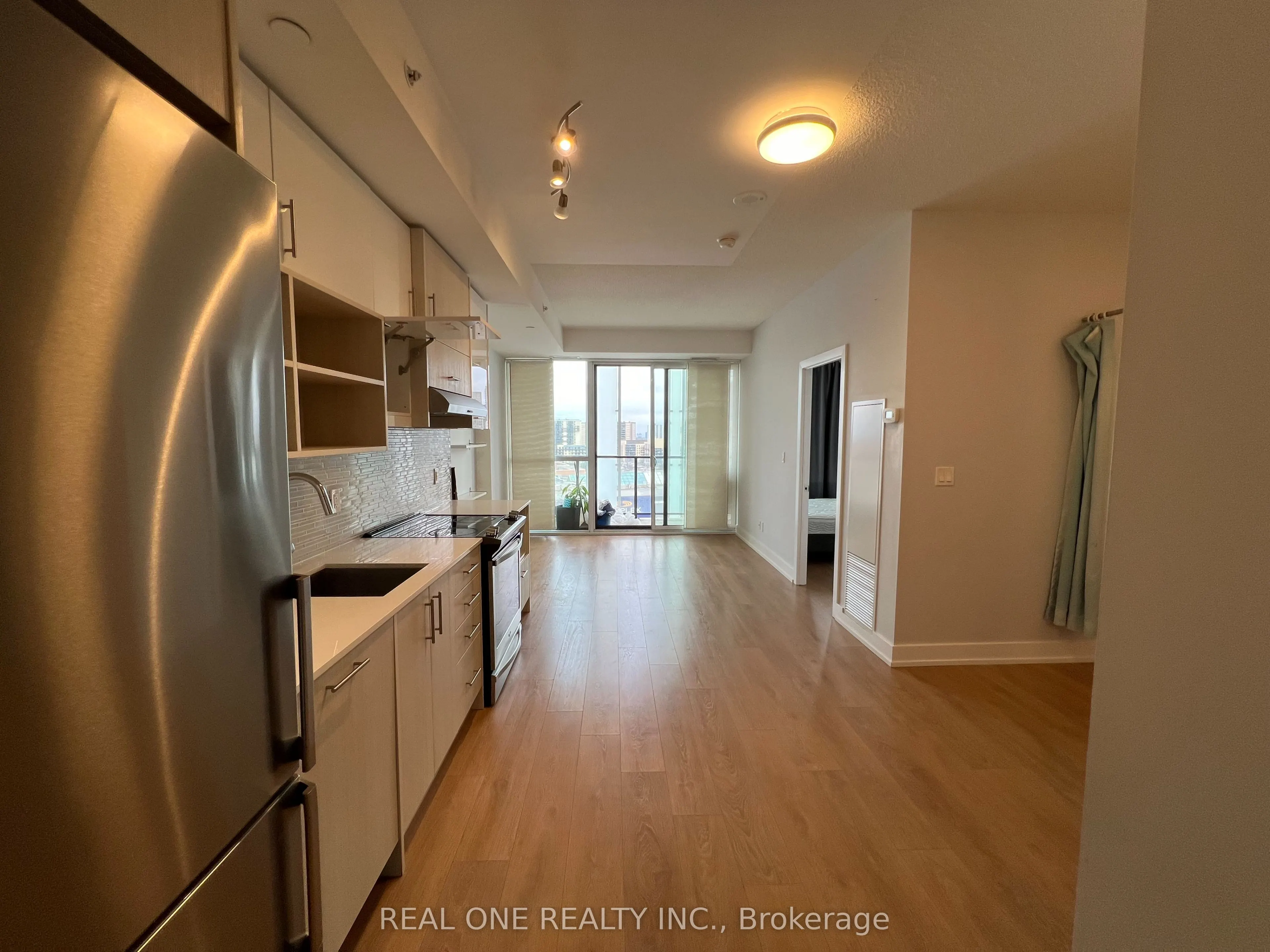 150 Fairview Mall Drive, #1112