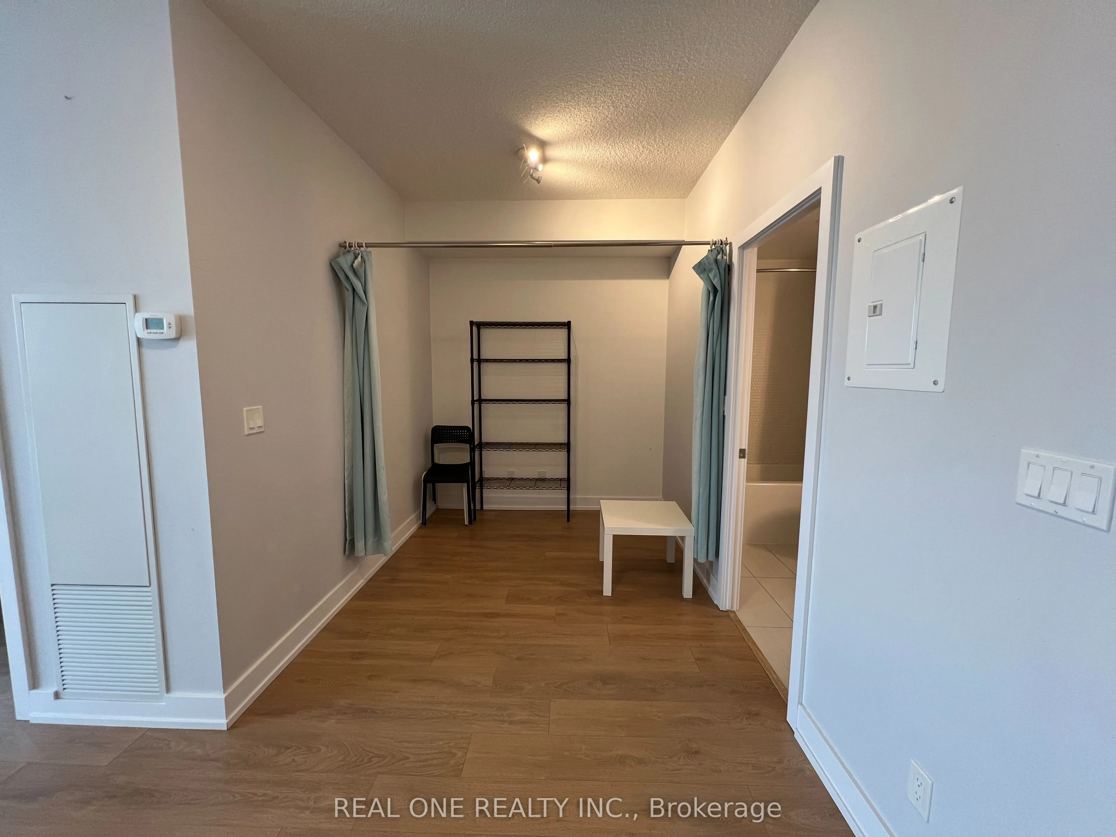 150 Fairview Mall Drive, #1112