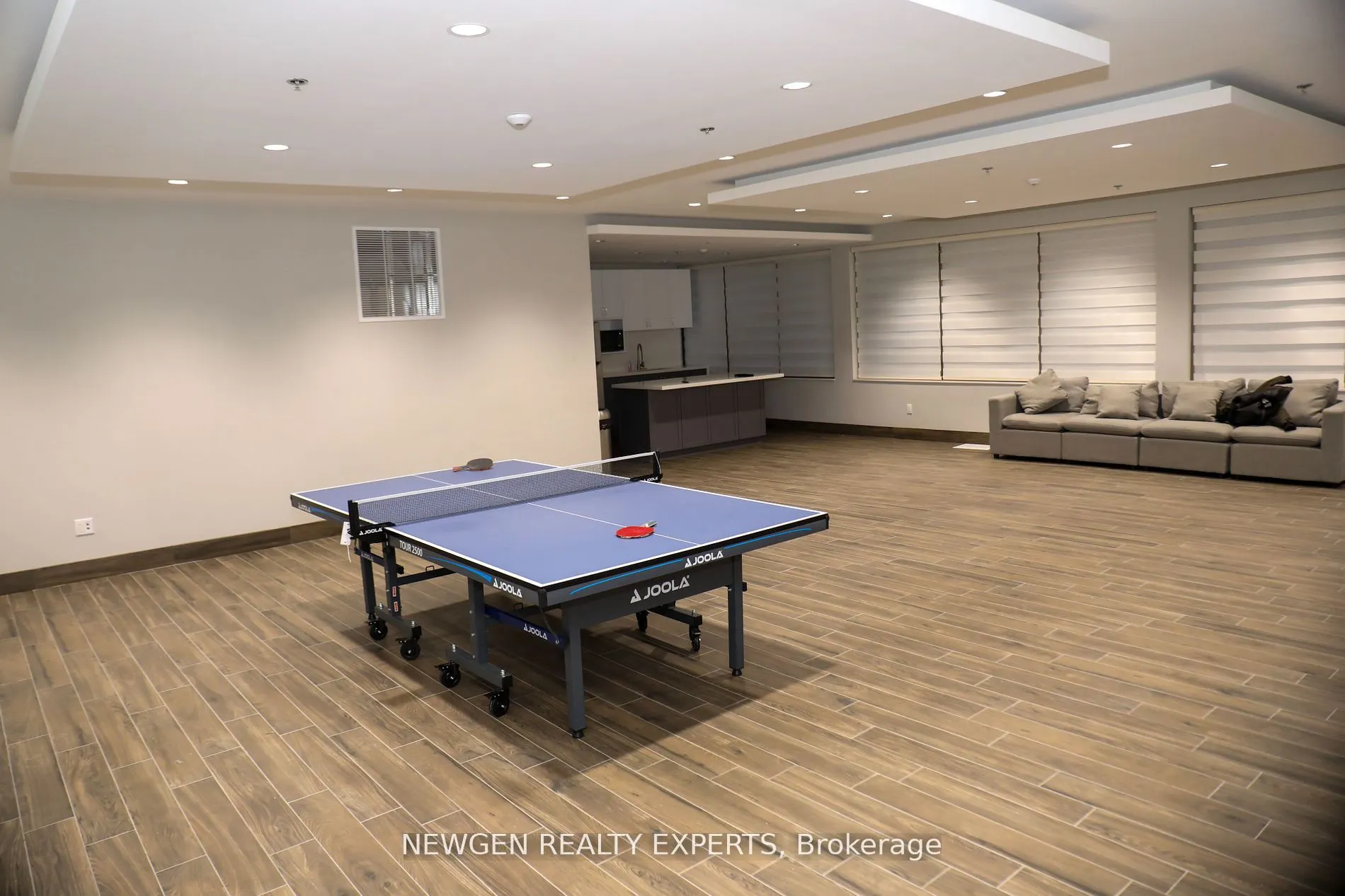 715 Don Mills Road, #804