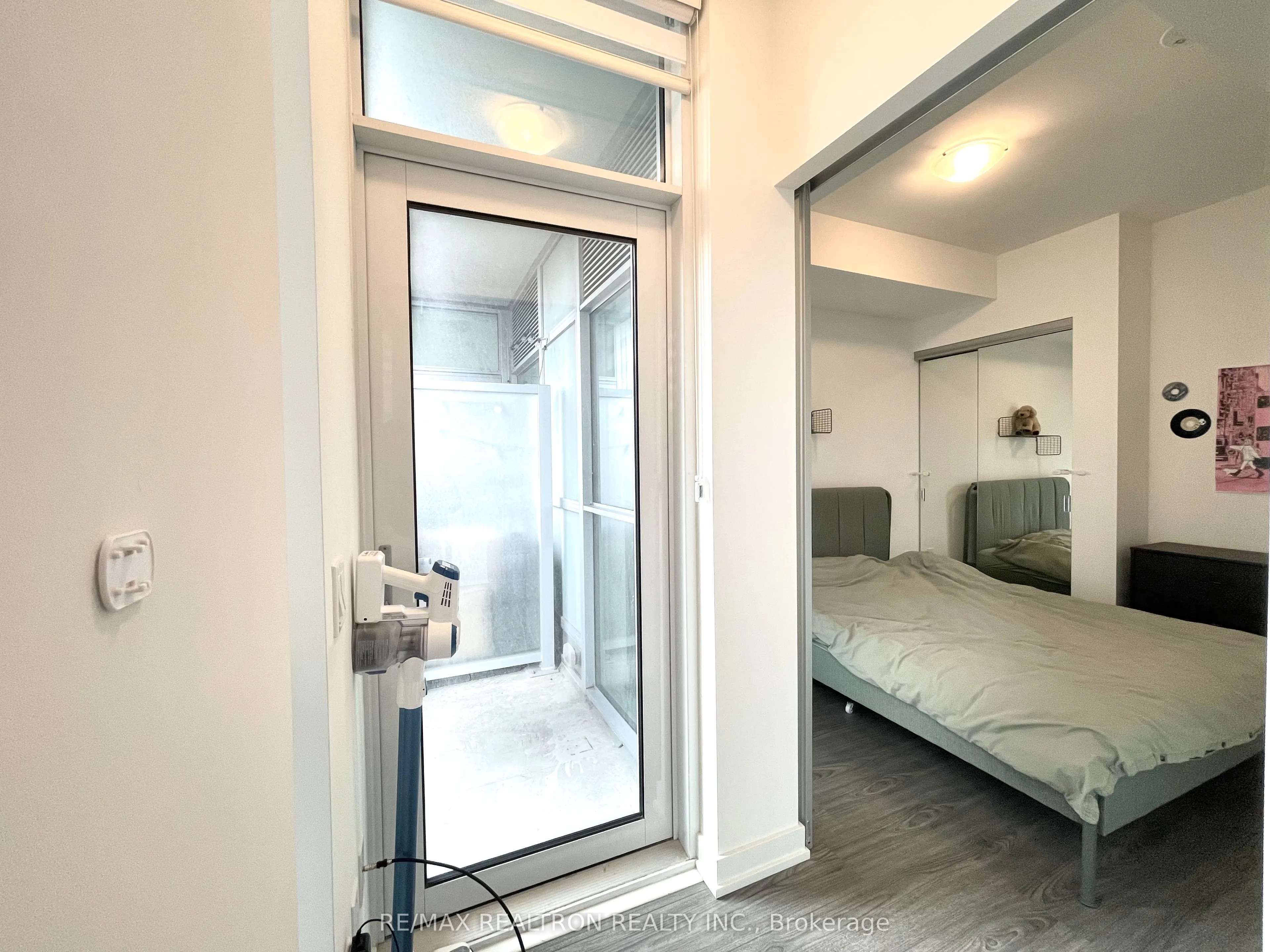 1 Yorkville Avenue, #3003