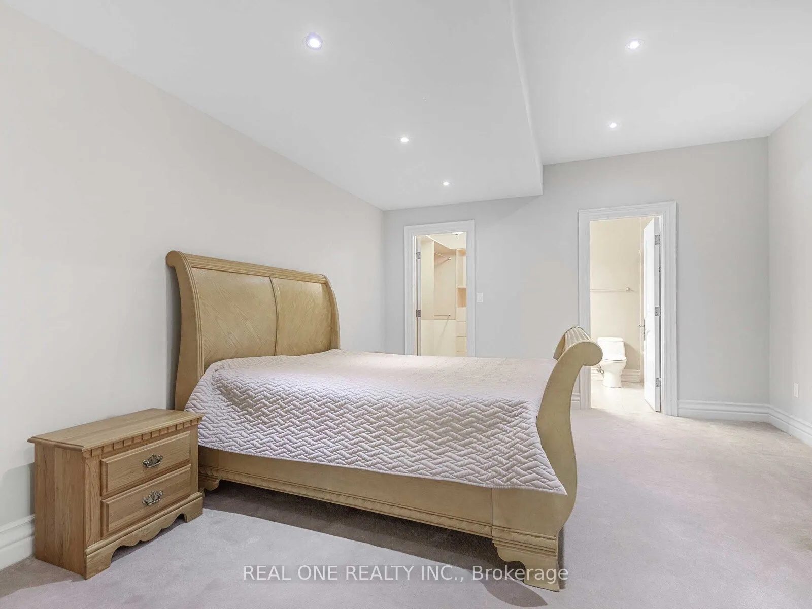 25 Dempsey Crescent