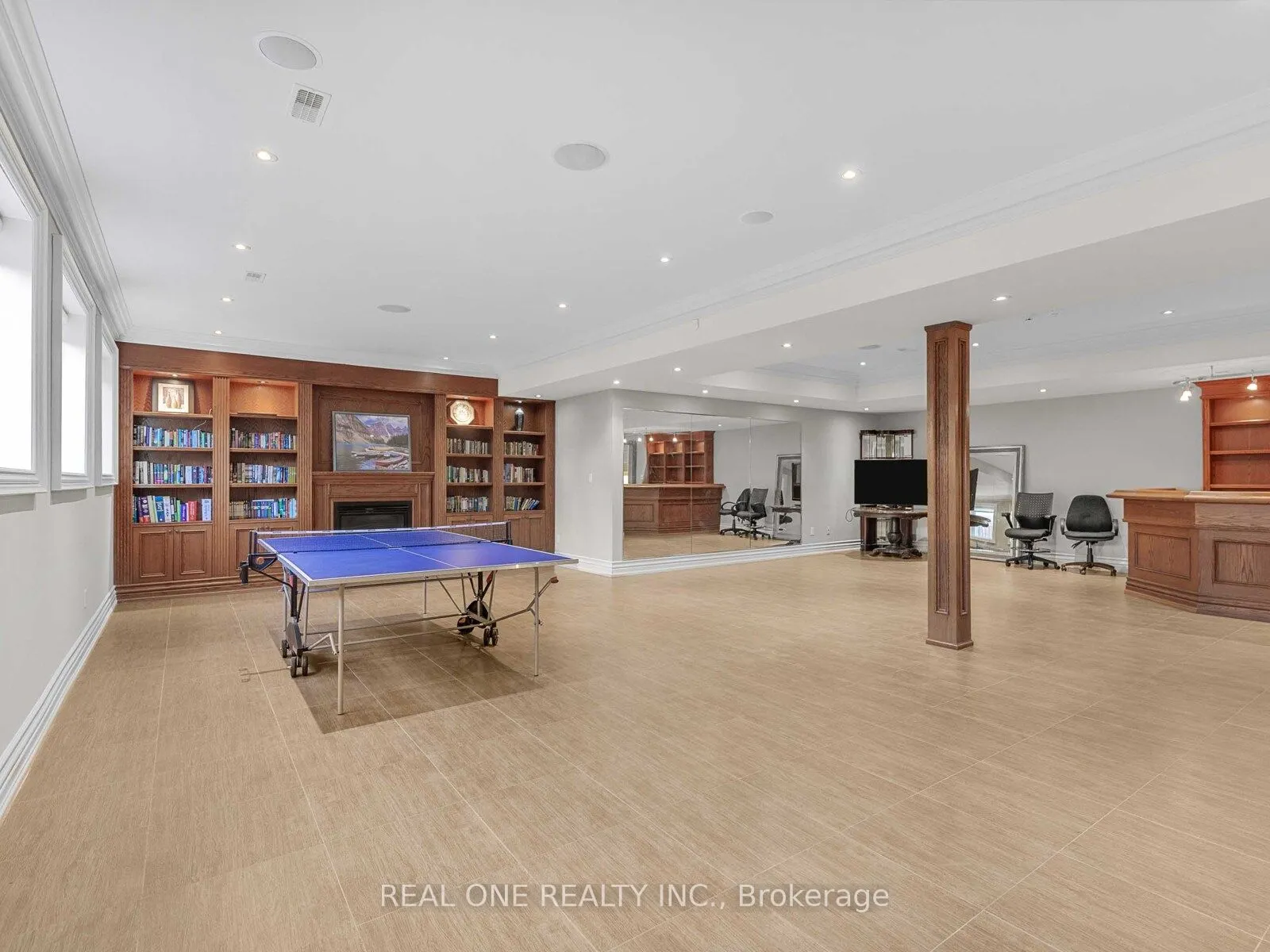 25 Dempsey Crescent