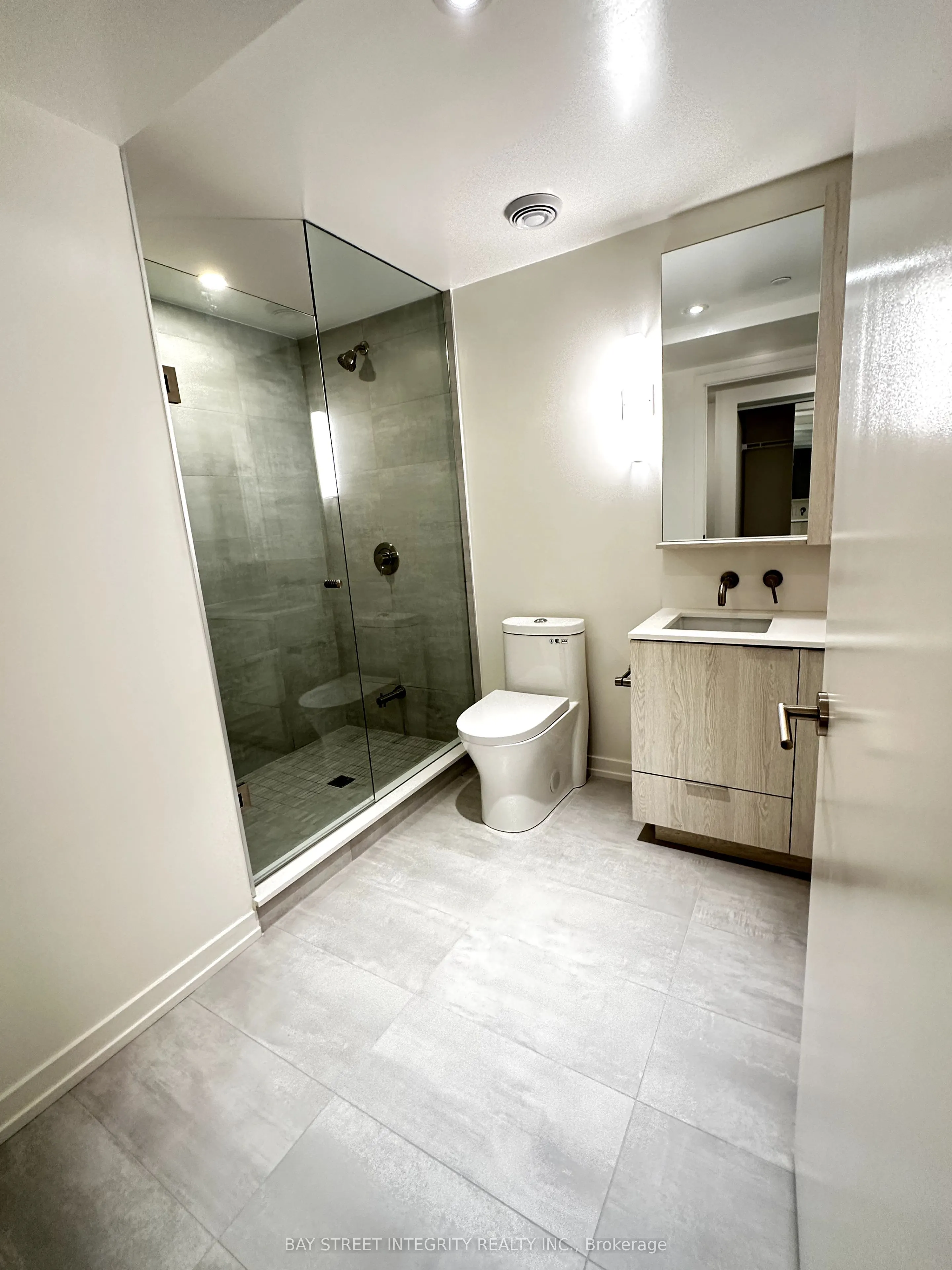 110 Broadway Avenue, #308