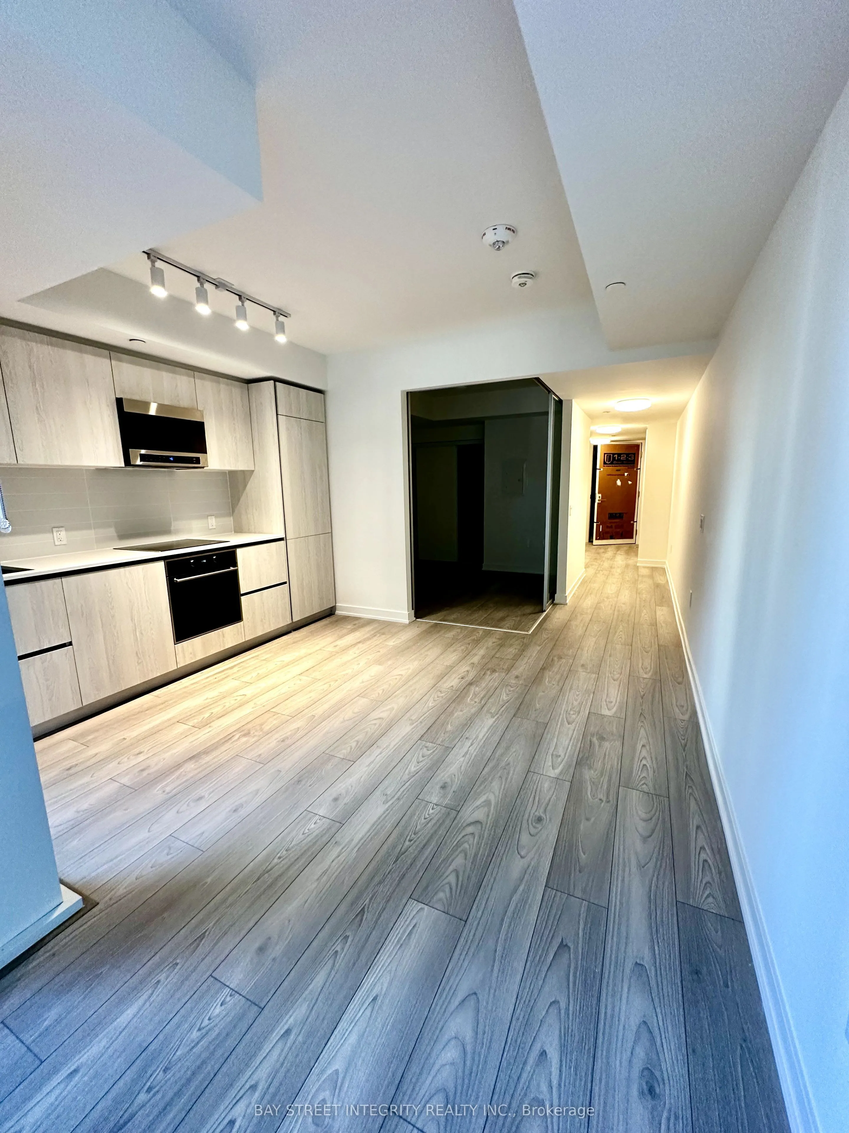 110 Broadway Avenue, #308