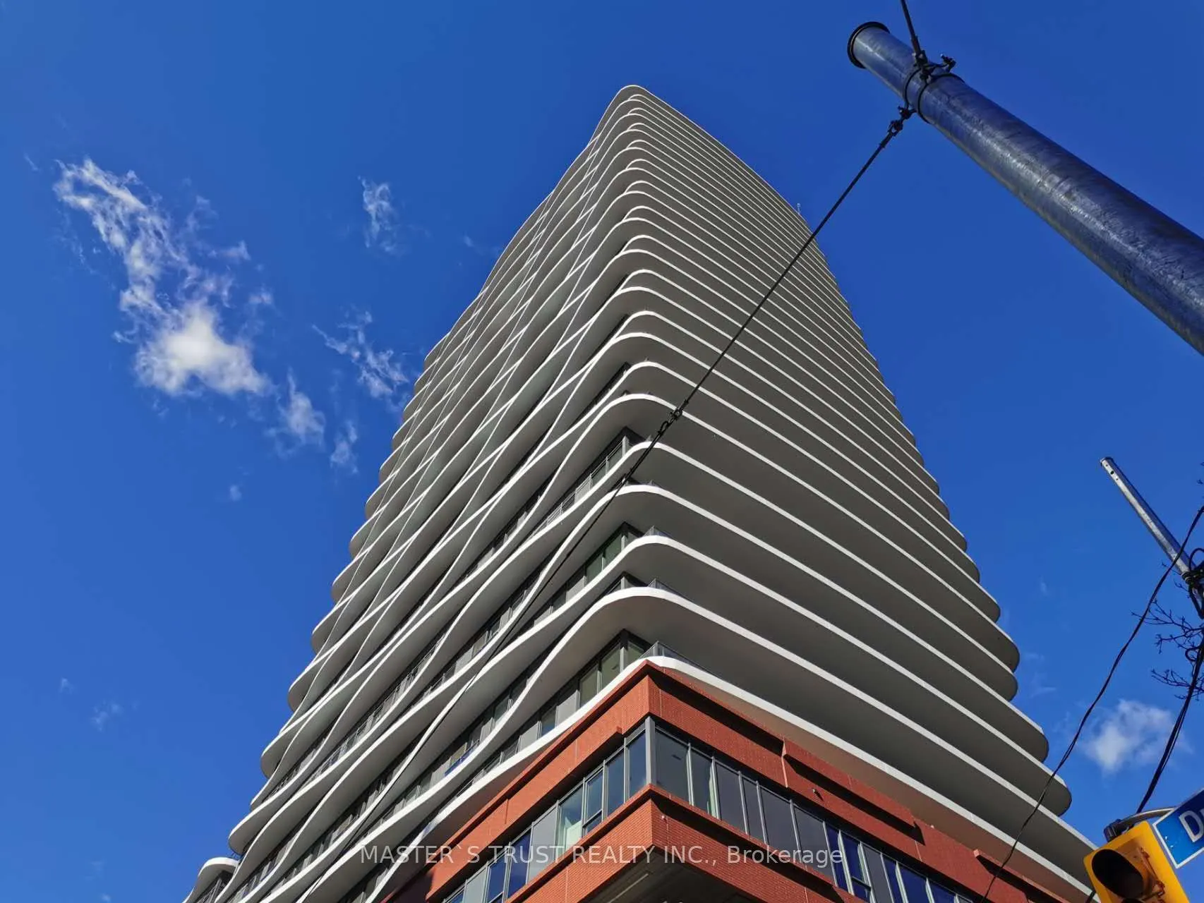 280 Dundas Street W, #803