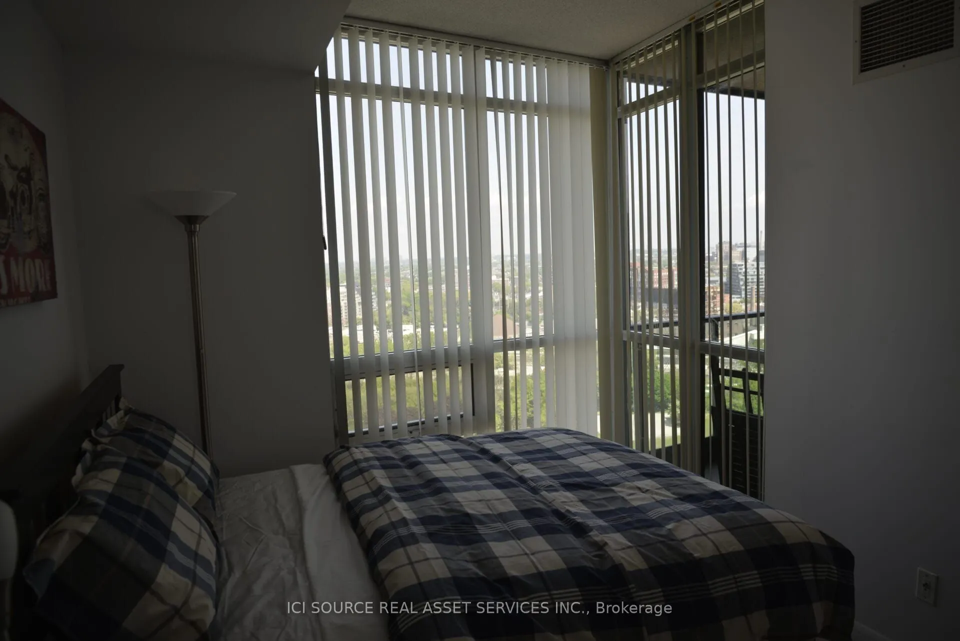 231 Fort York Boulevard, #2105