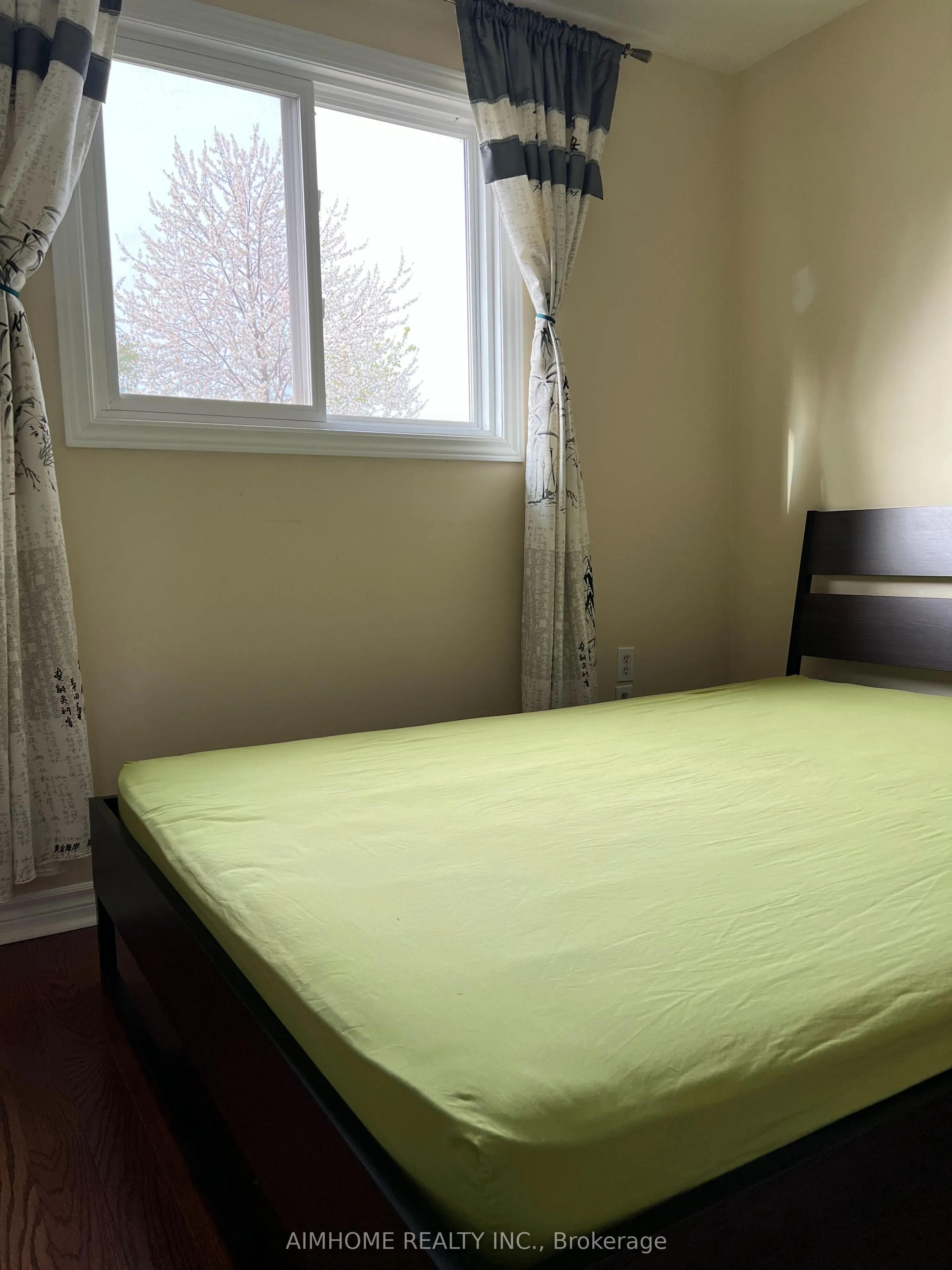 47 Yucatan Road, #(Upper Two Levels)