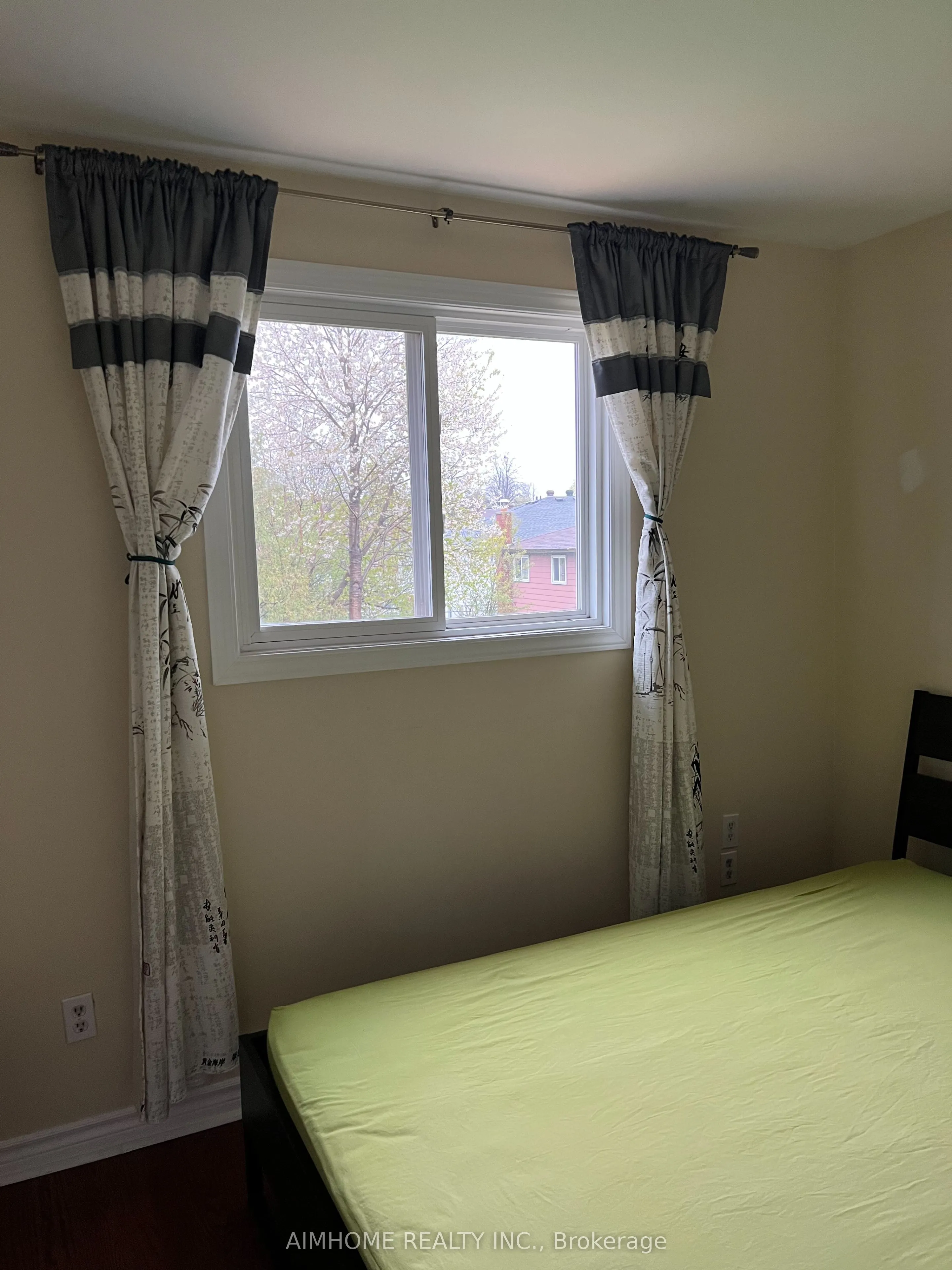 47 Yucatan Road, #(Upper Two Levels)