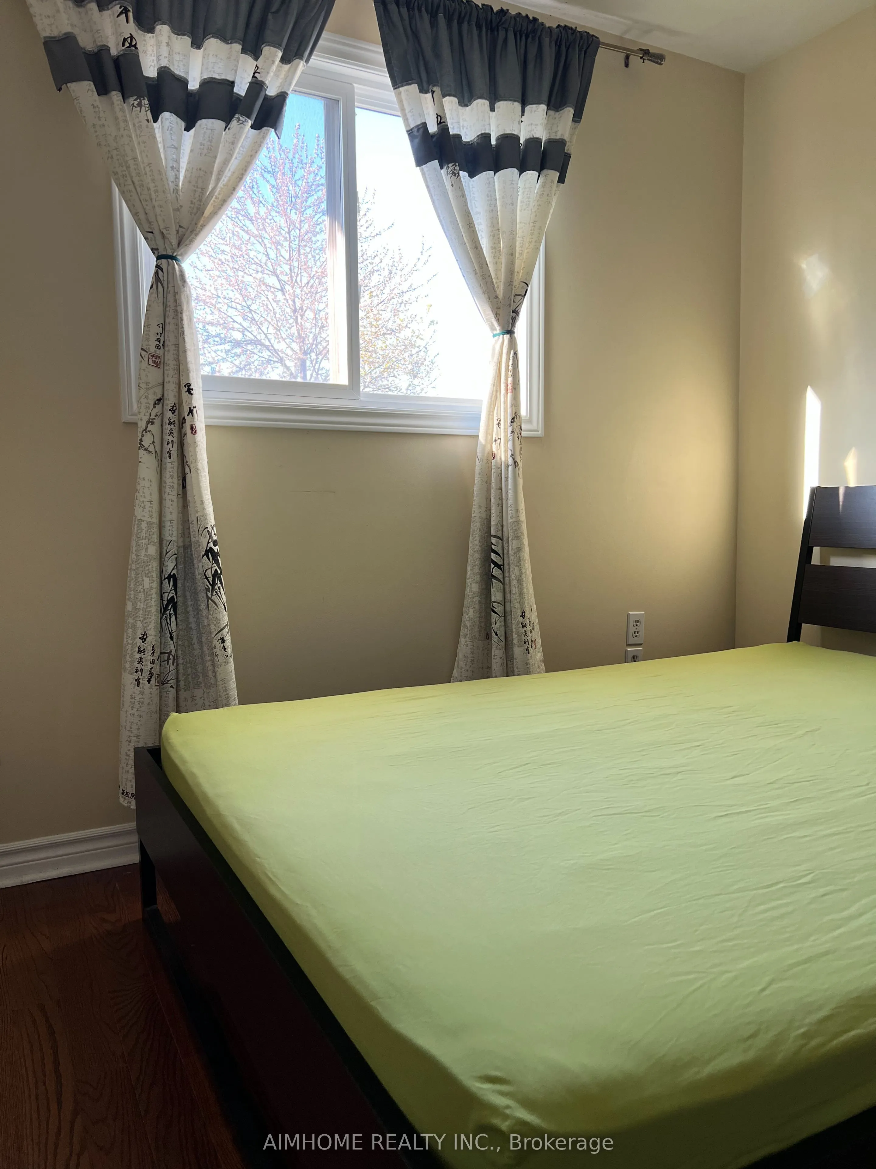 47 Yucatan Road, #(Upper Two Levels)