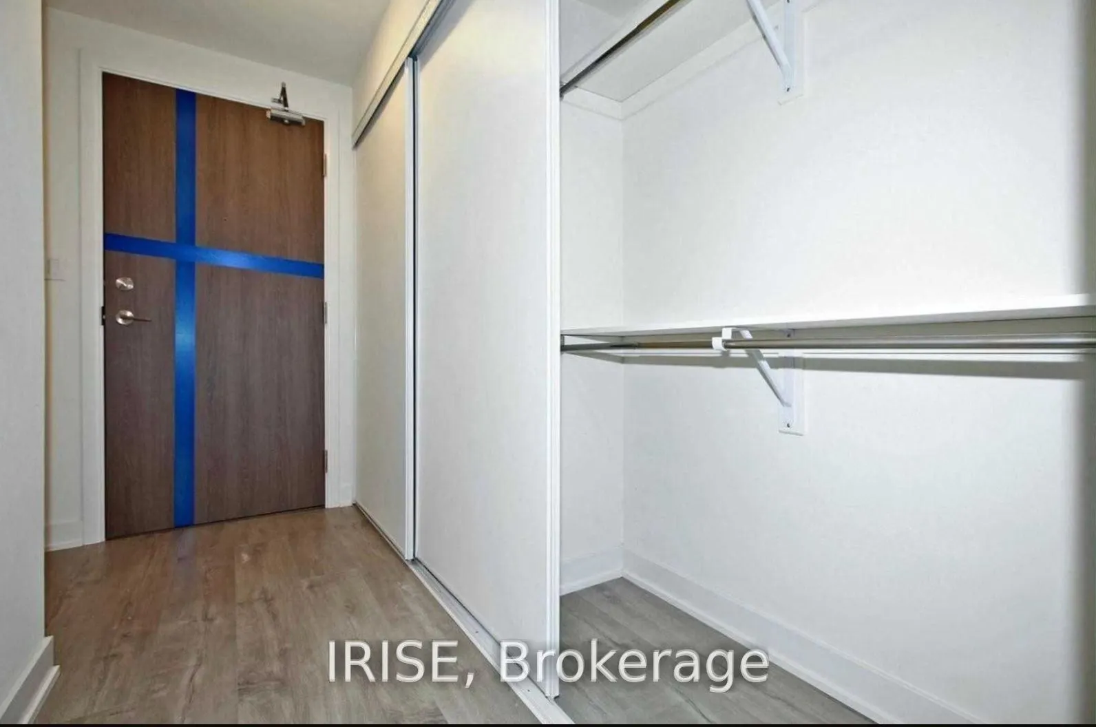 576 Front Street E, #813e