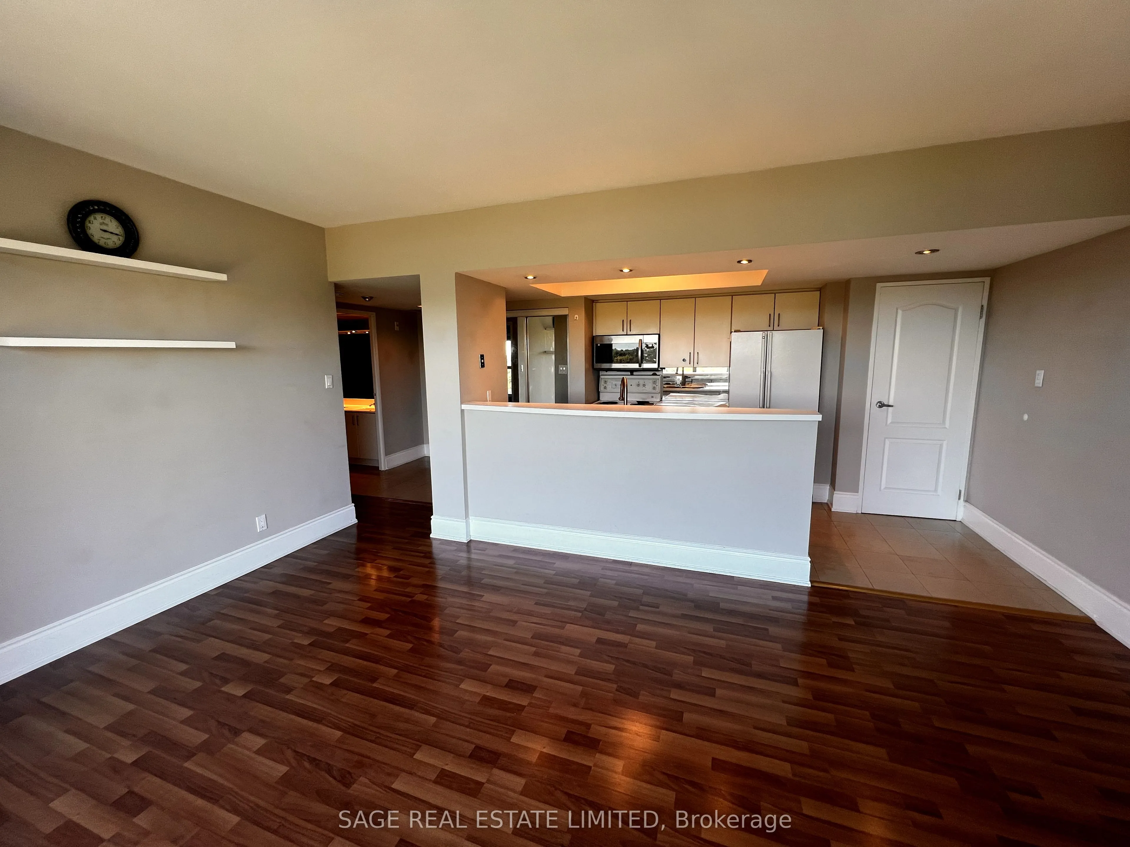 97 Lawton Boulevard, #901