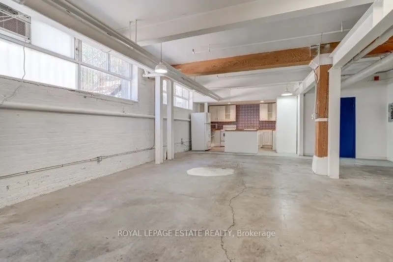 535 Queen Street E, #3