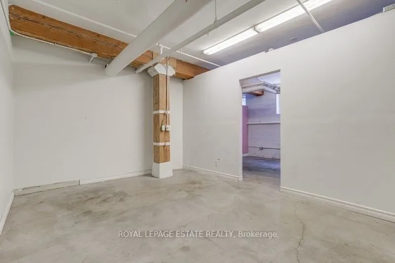 535 Queen Street E, #3