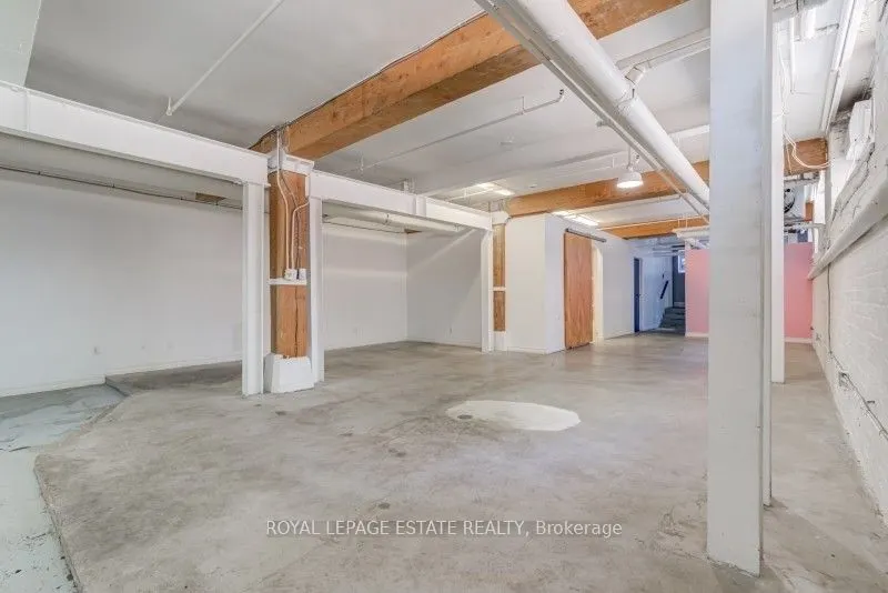 535 Queen Street E, #3