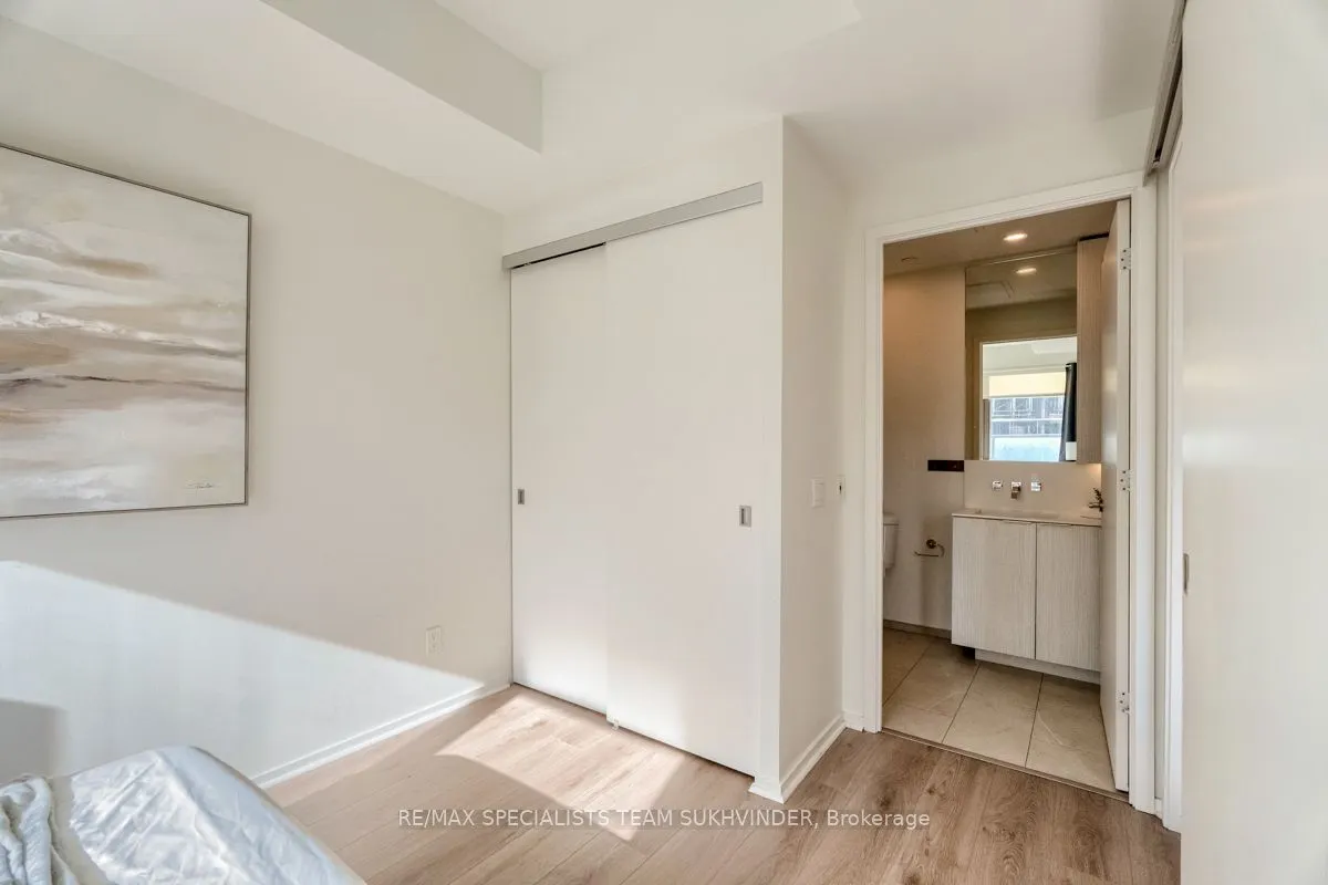 12 Bonnycastle Street, #402
