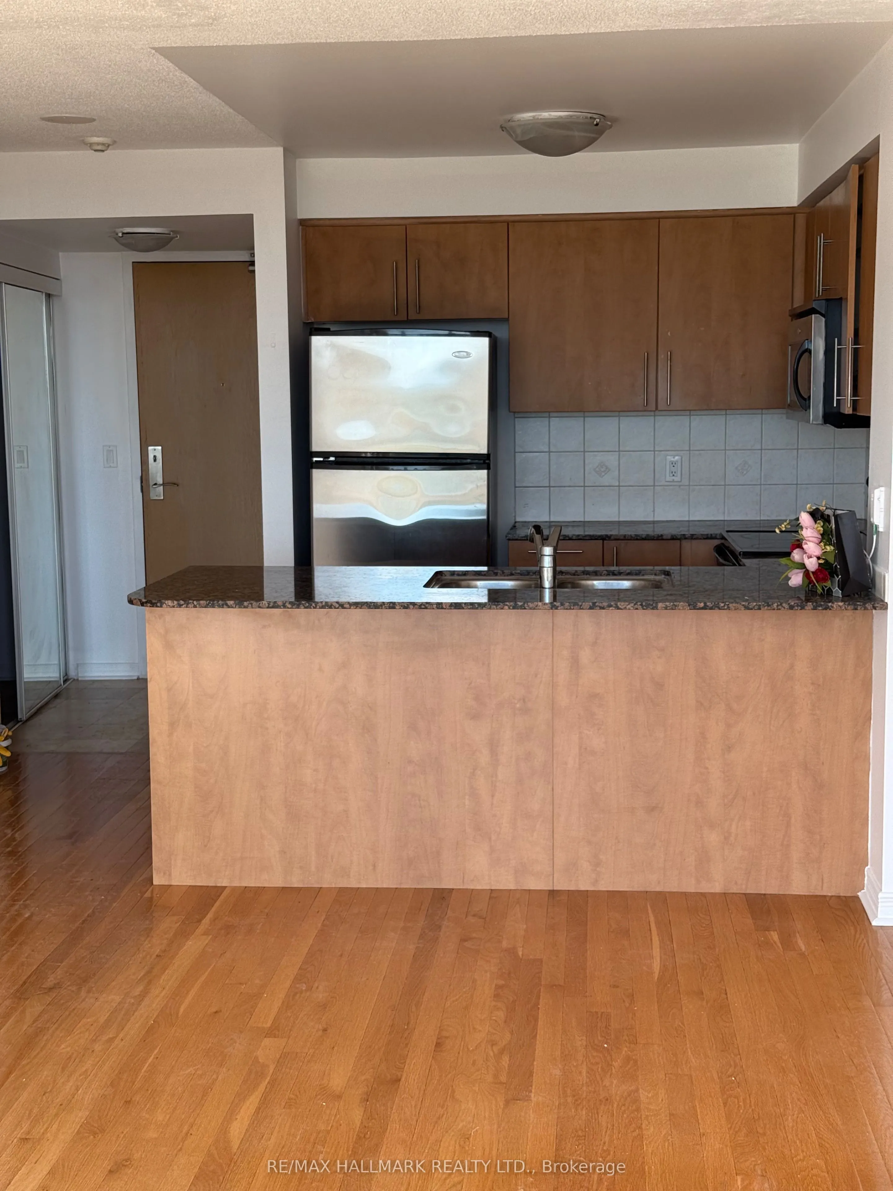 509 Beecroft Road, #1507