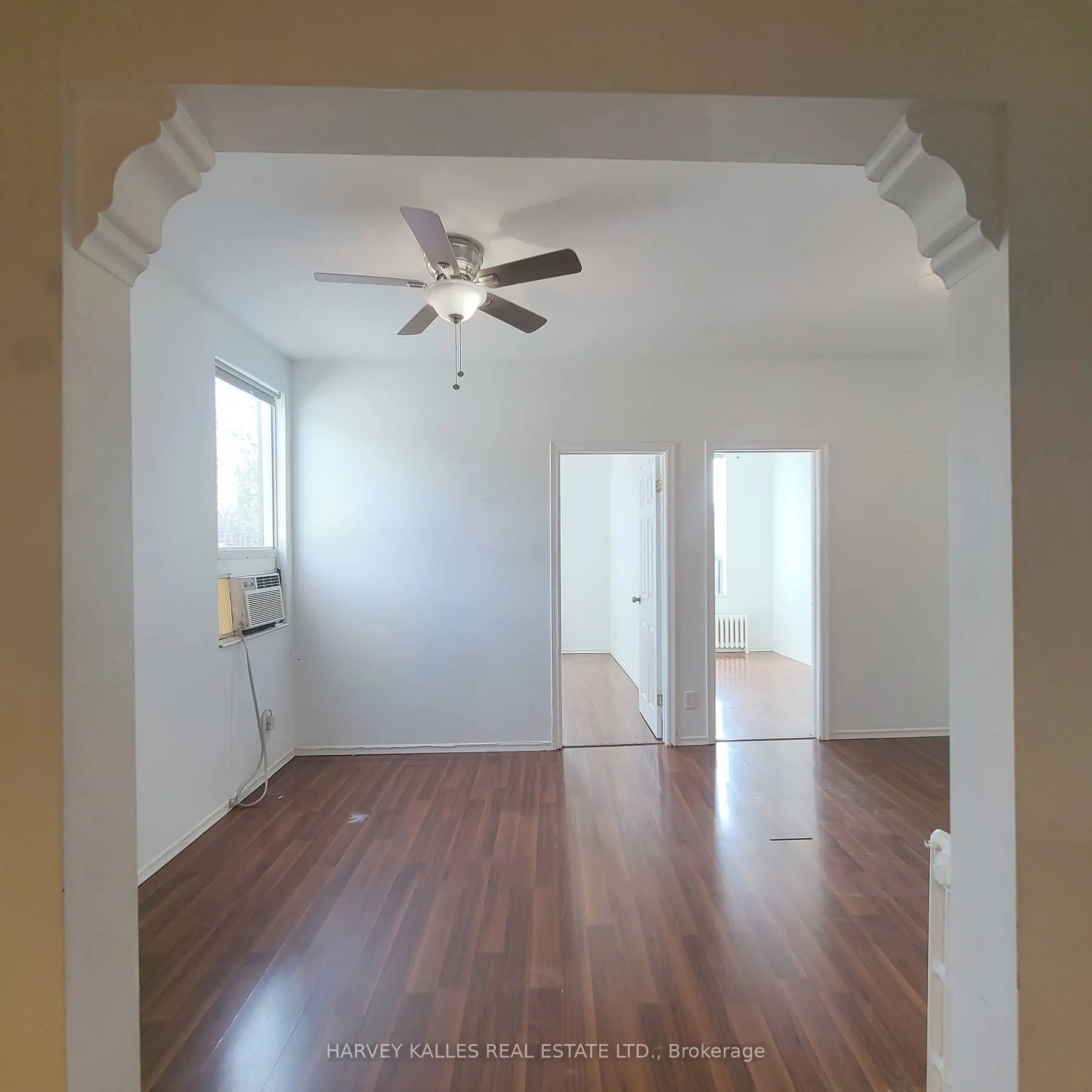 206 Augusta Avenue, #2nd Floor