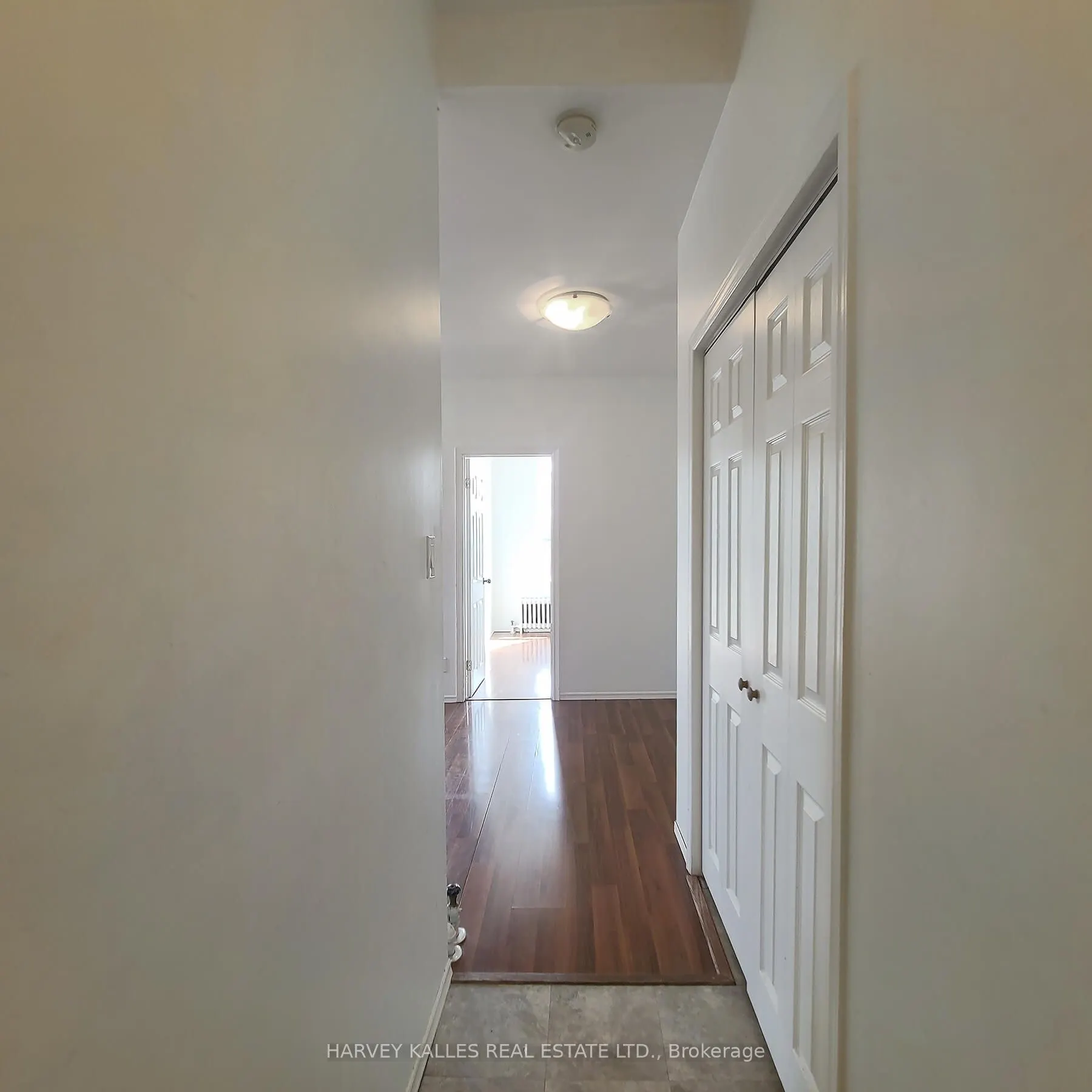 206 Augusta Avenue, #2nd Floor