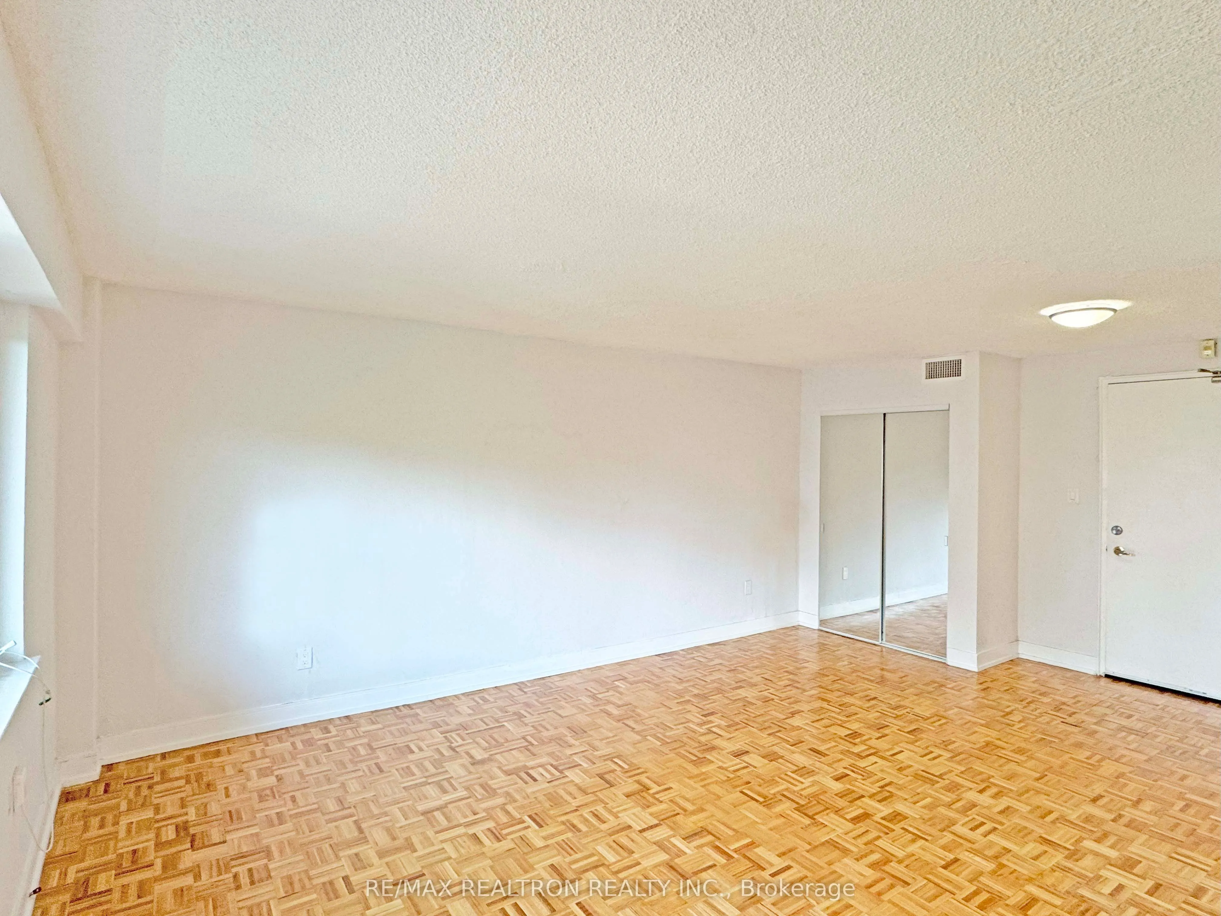 95 Lawton Boulevard, #404