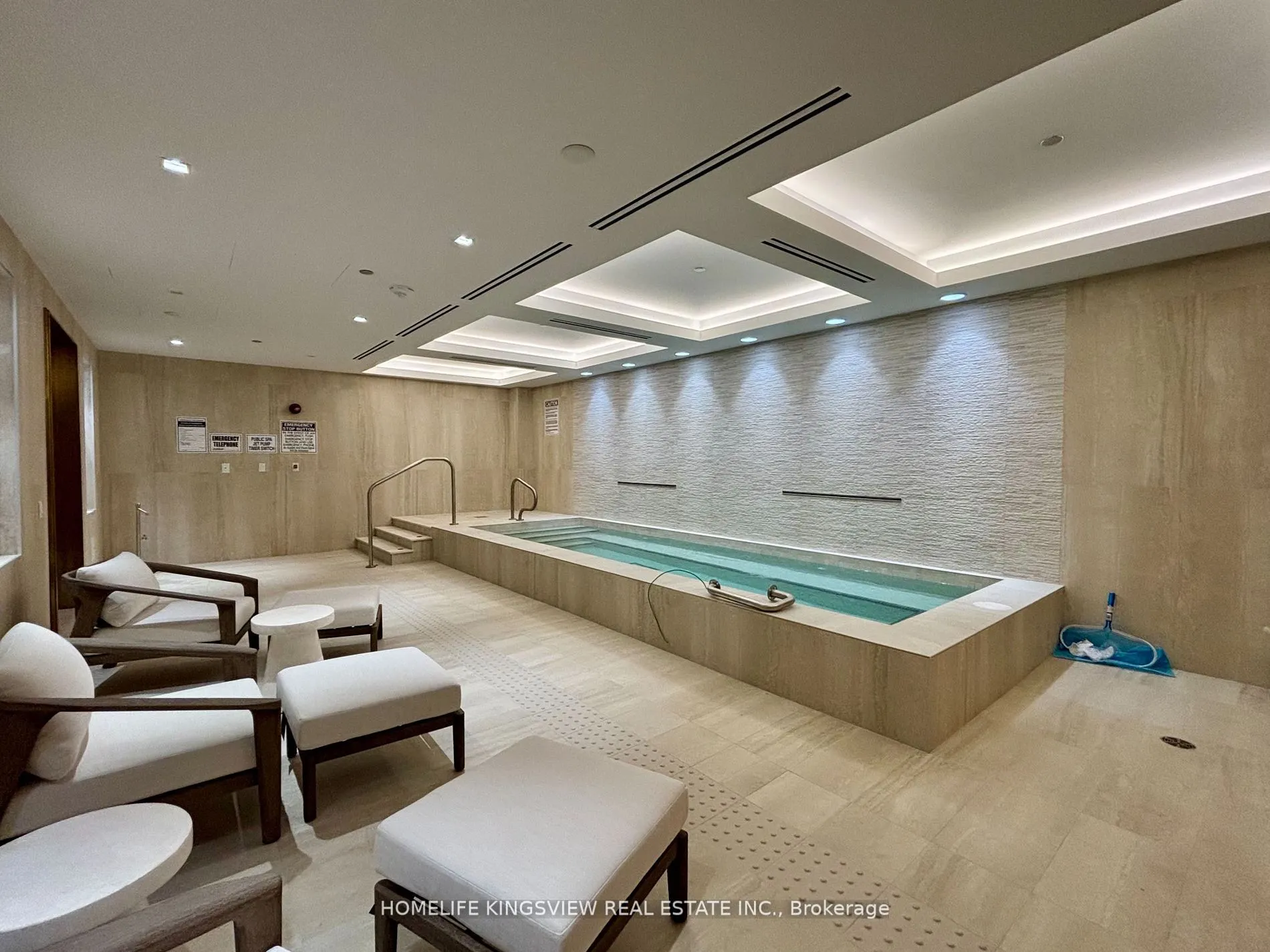127 Broadway Avenue, #2711