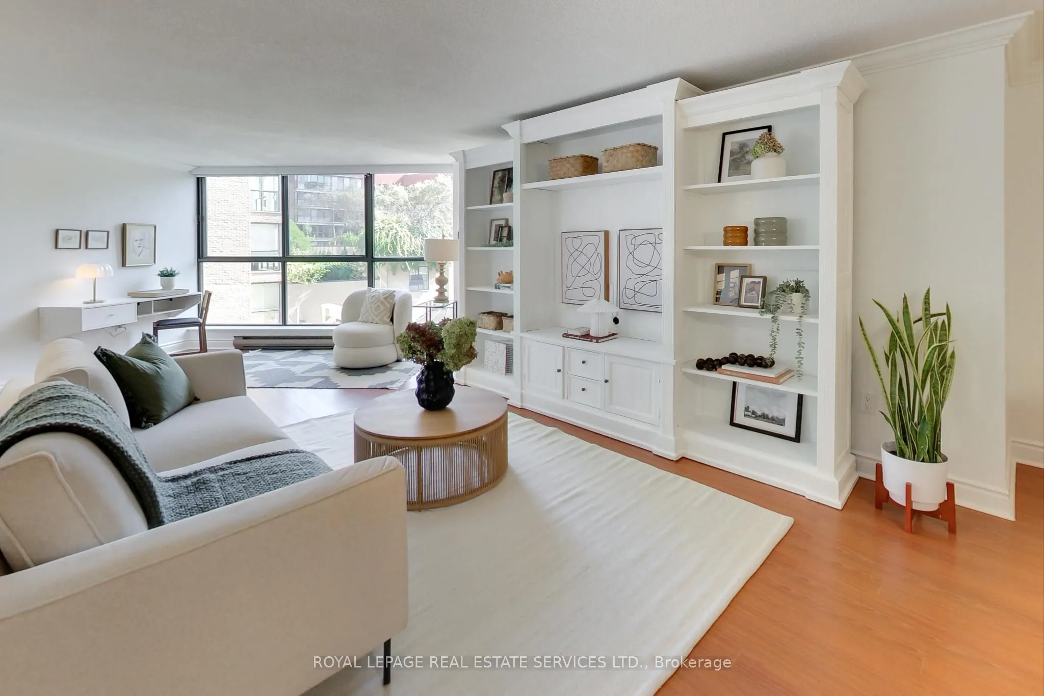 35 Church Street, #415