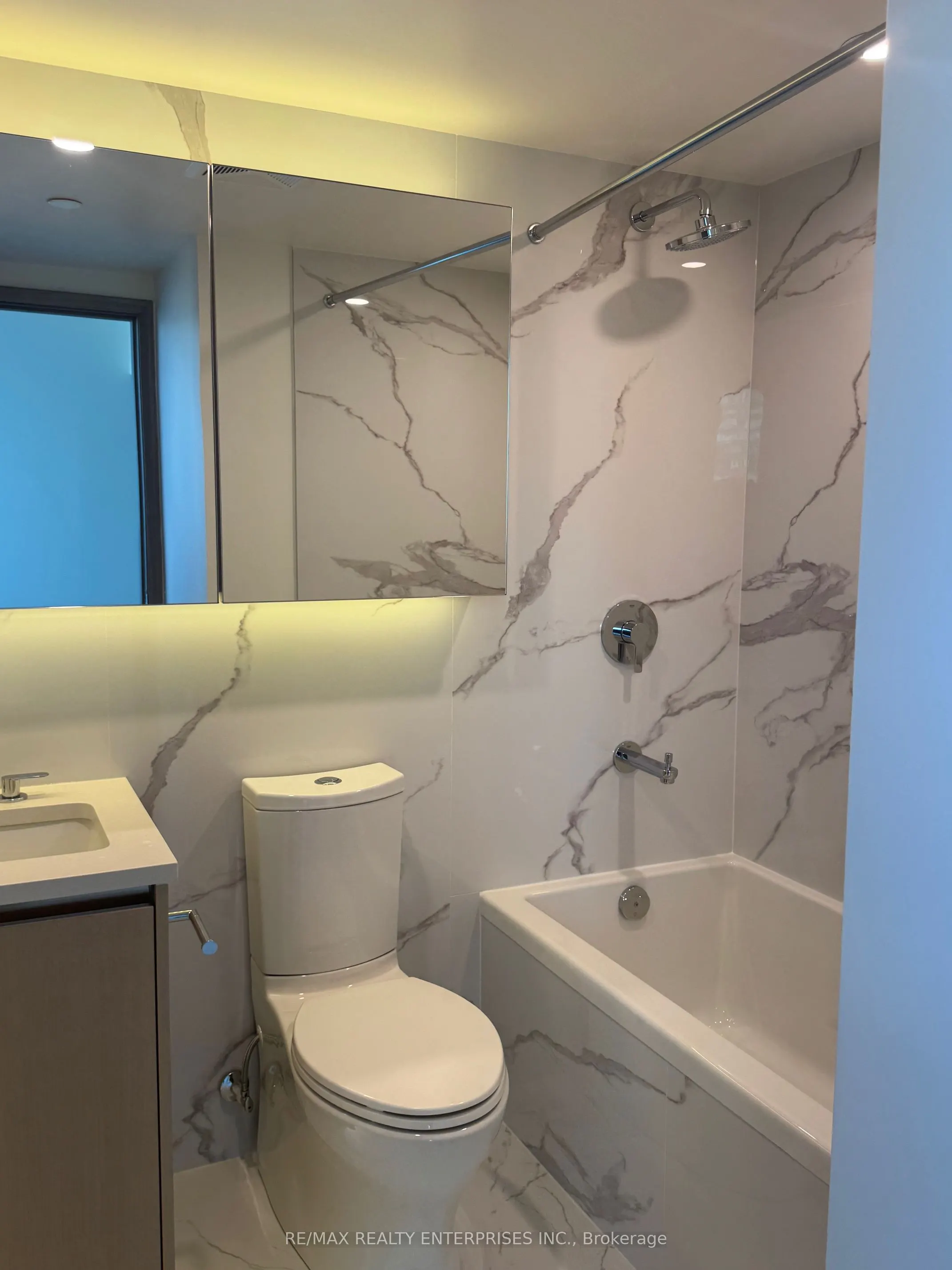 3 Concord Cityplace Way, #1905