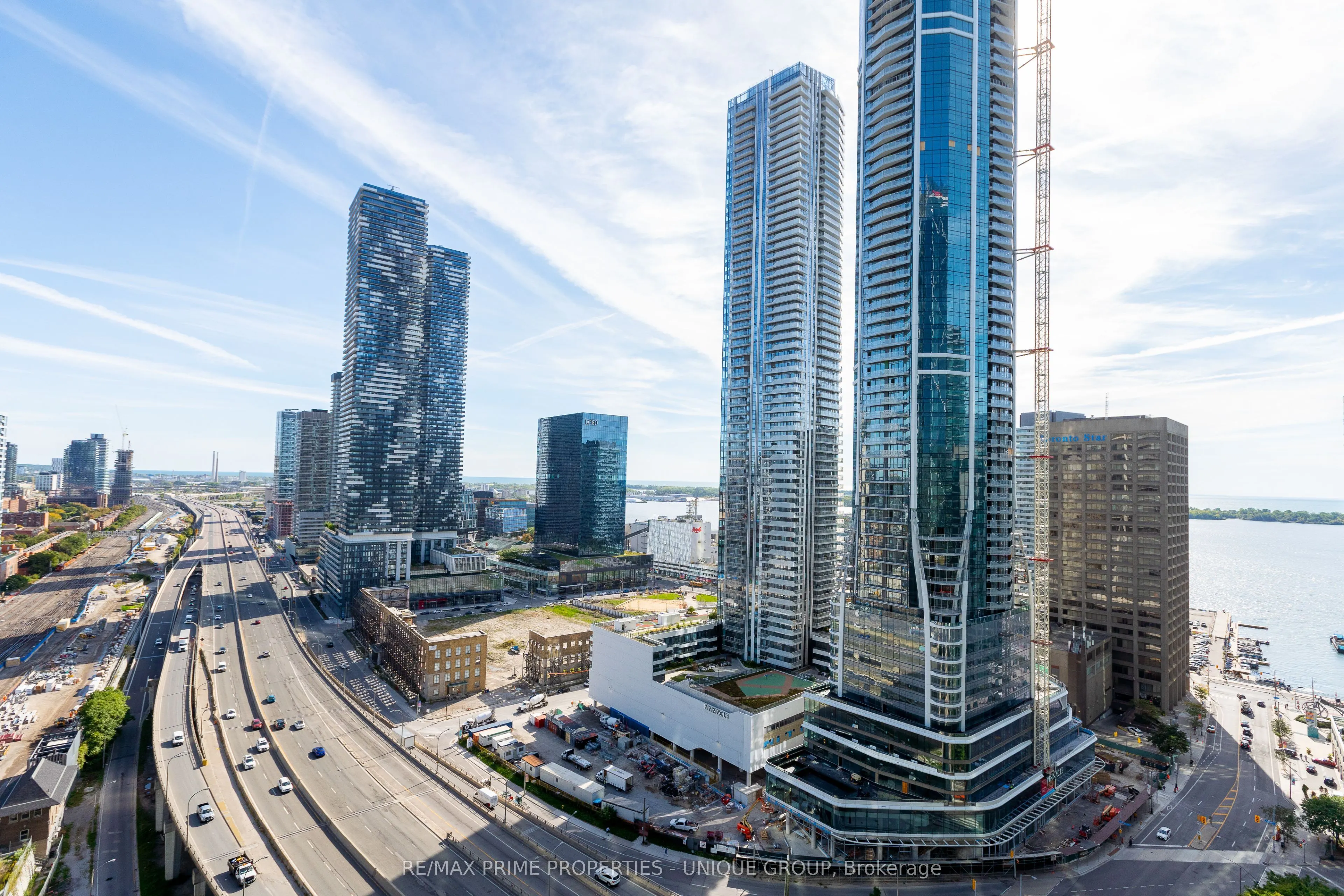 18 Yonge Street, #2706