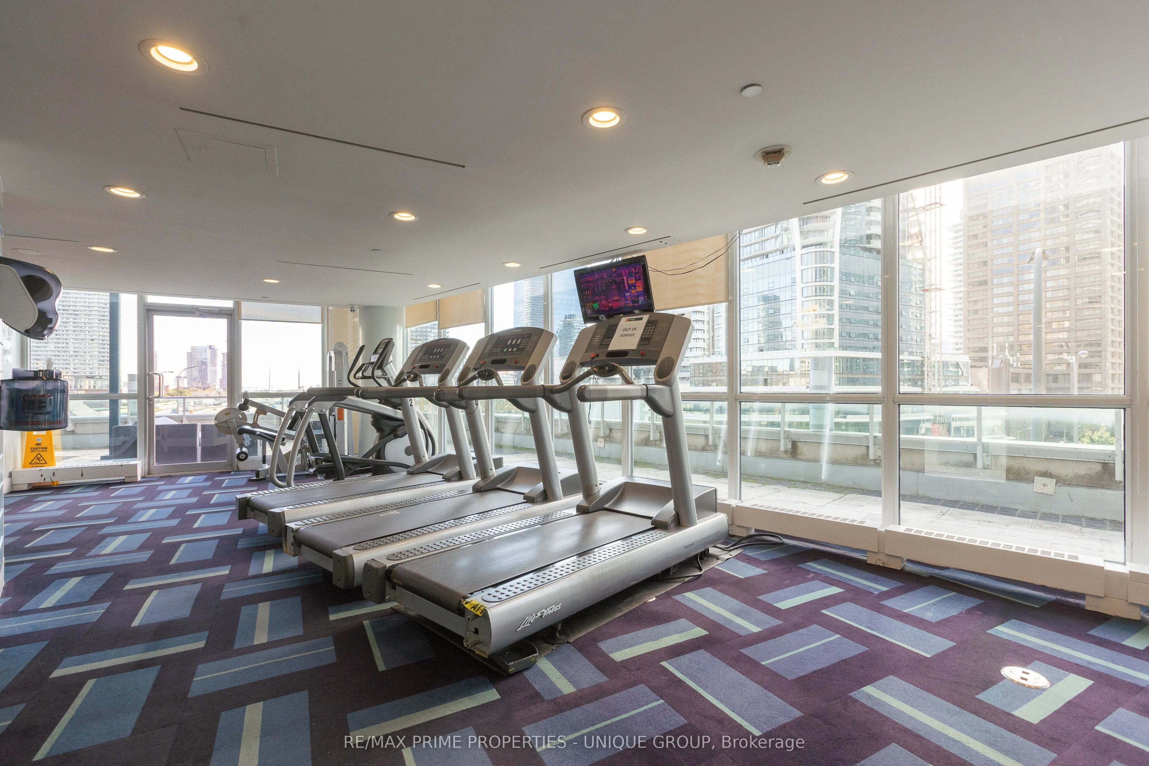 18 Yonge Street, #2706