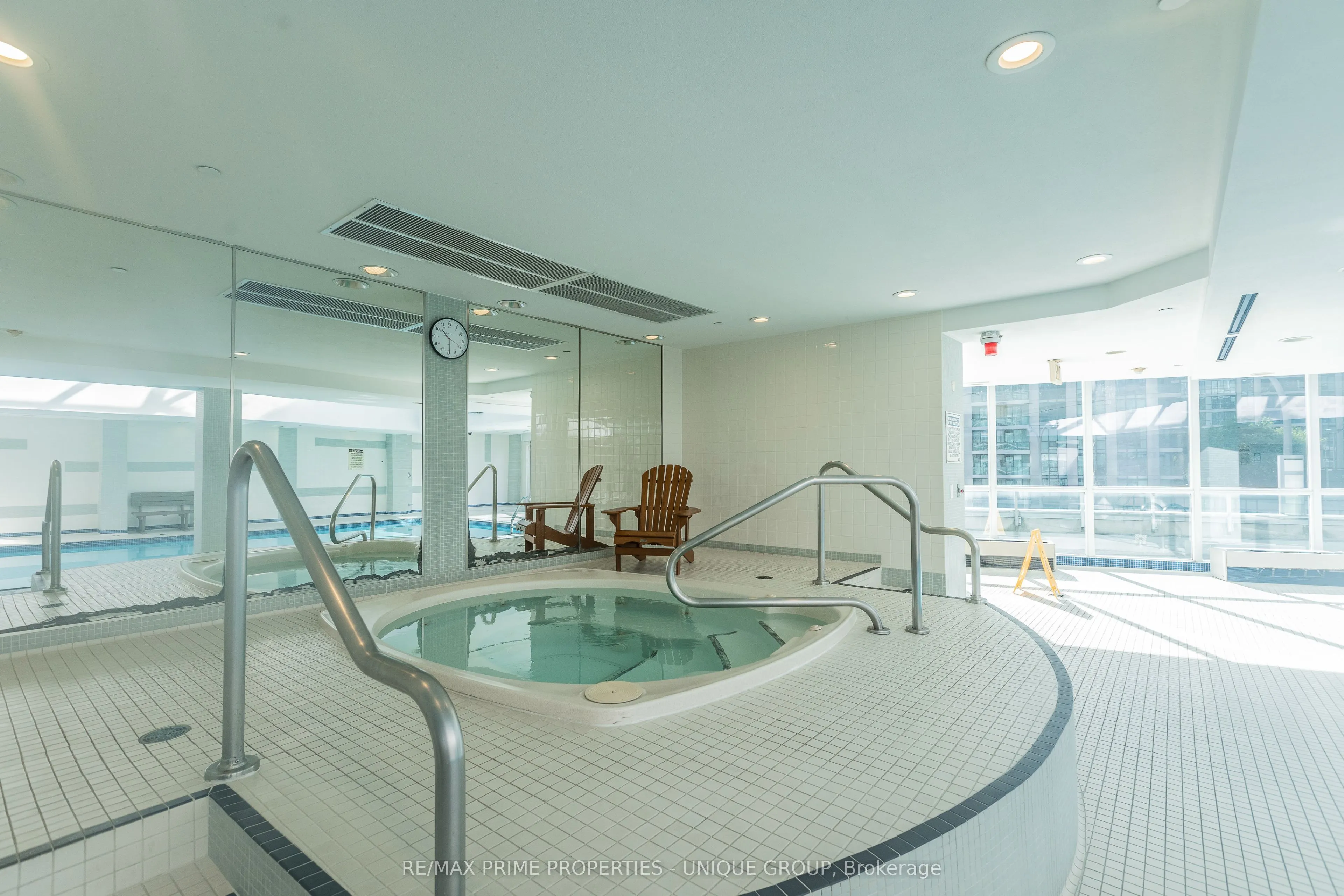 18 Yonge Street, #2706