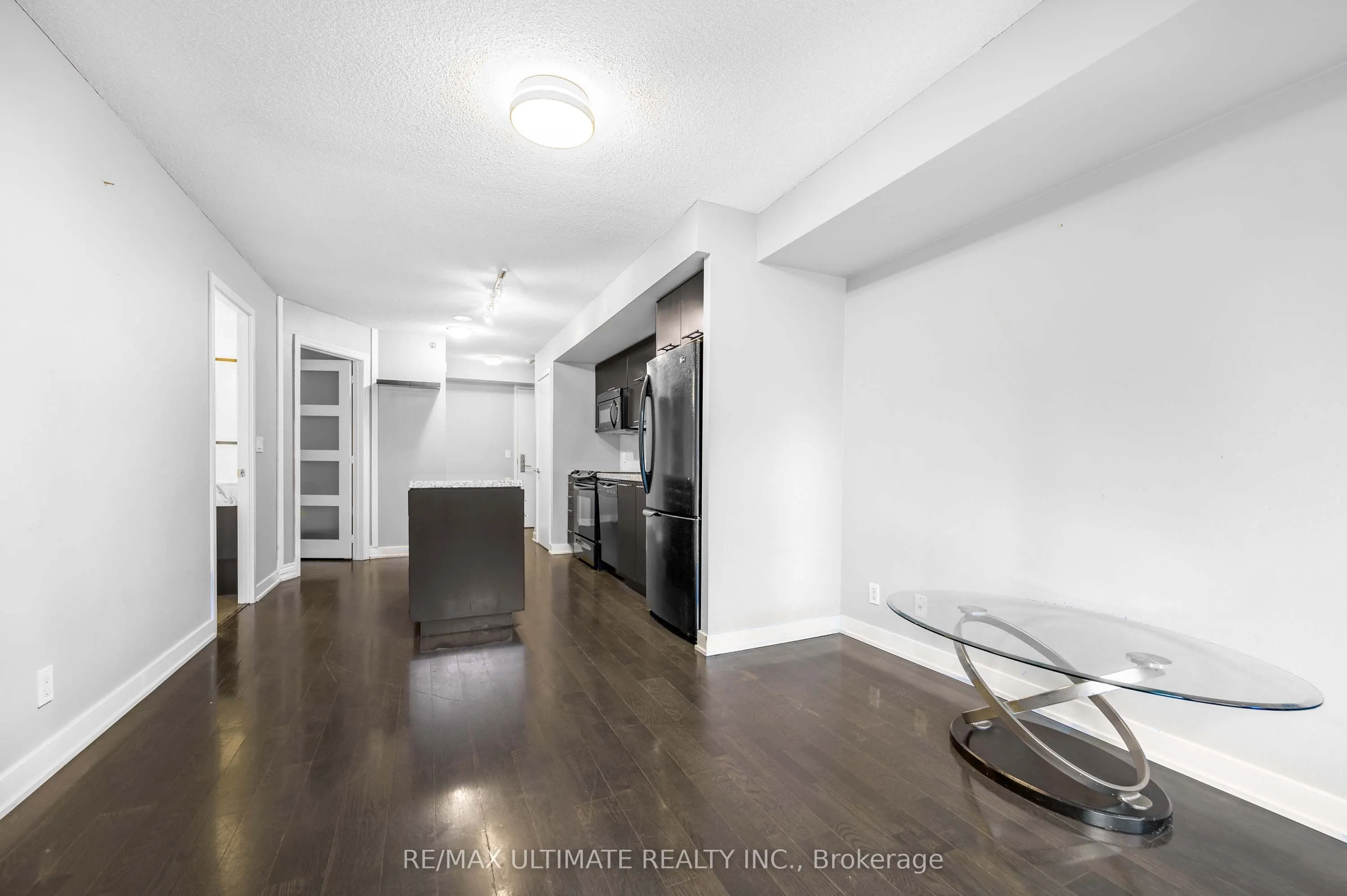 21 Nelson Street, #615