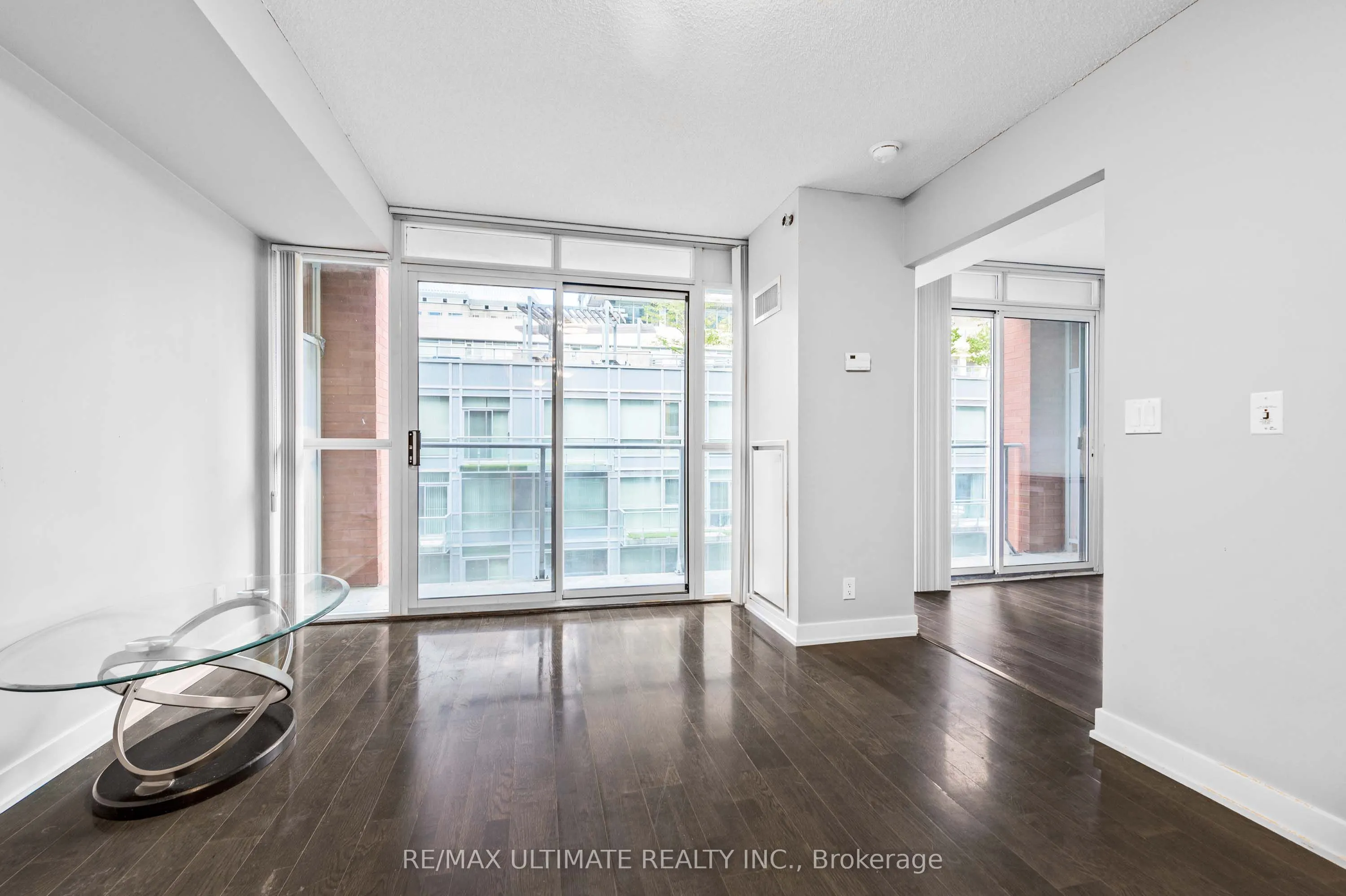 21 Nelson Street, #615