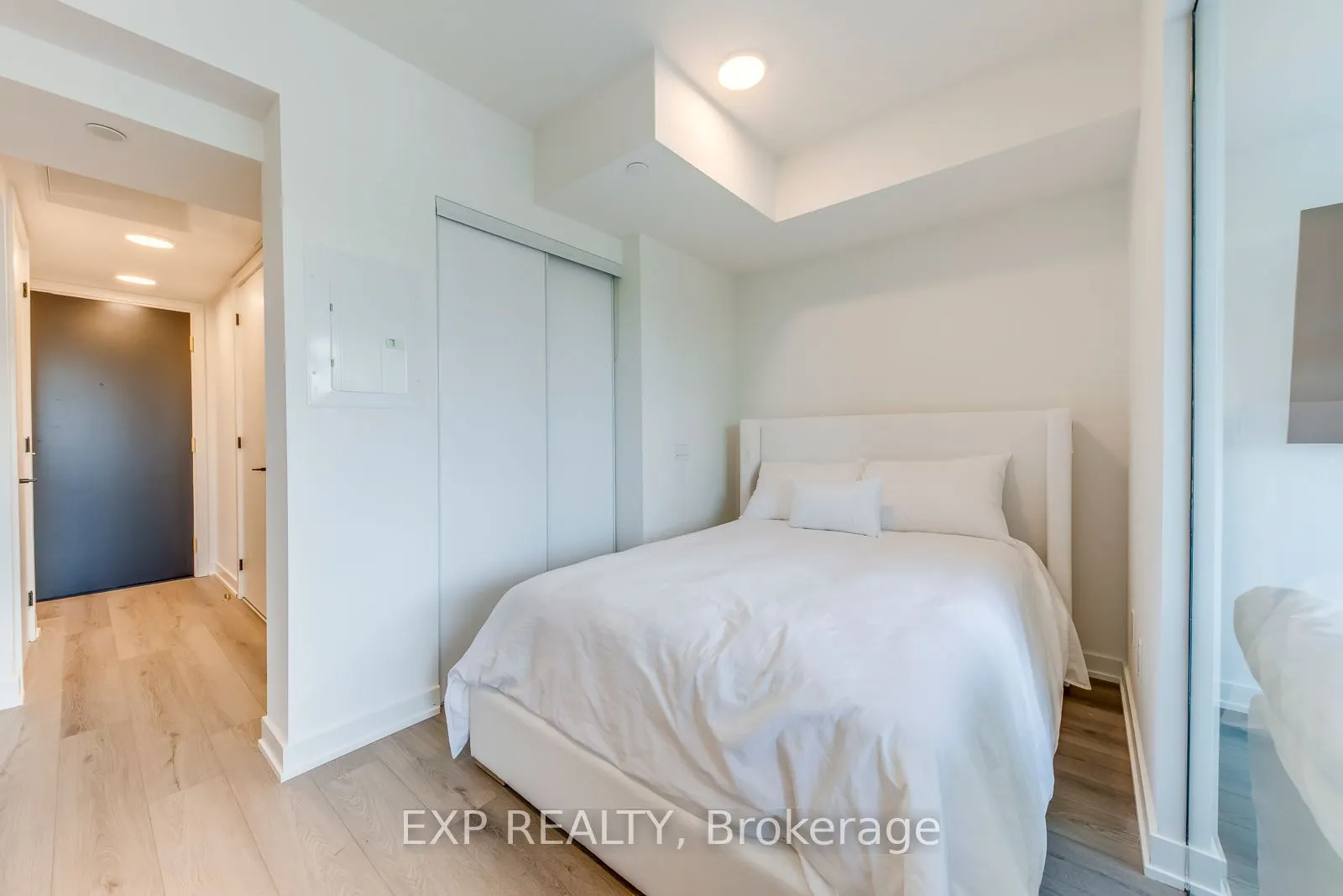 5 Lakeview Avenue, #415