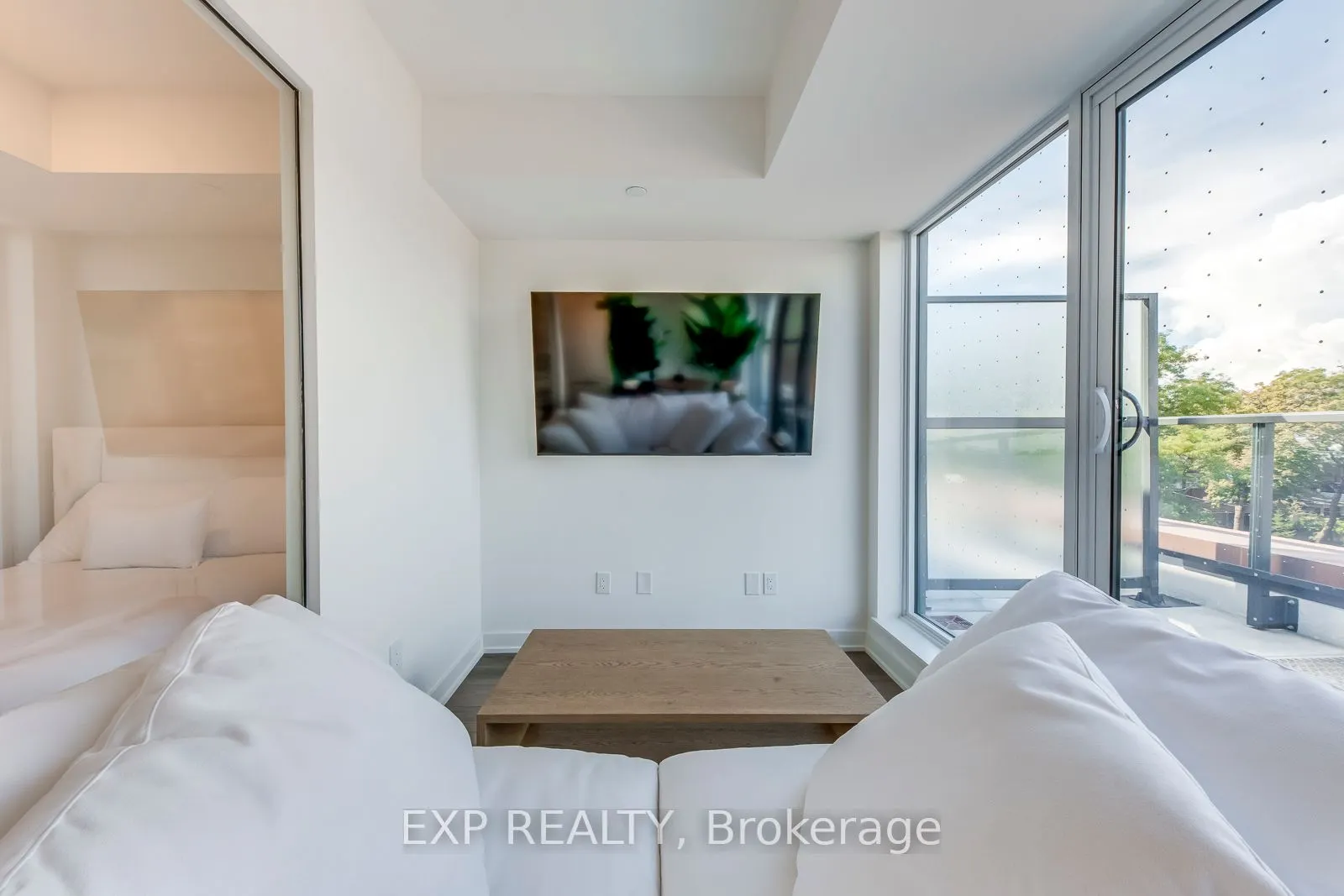 5 Lakeview Avenue #415