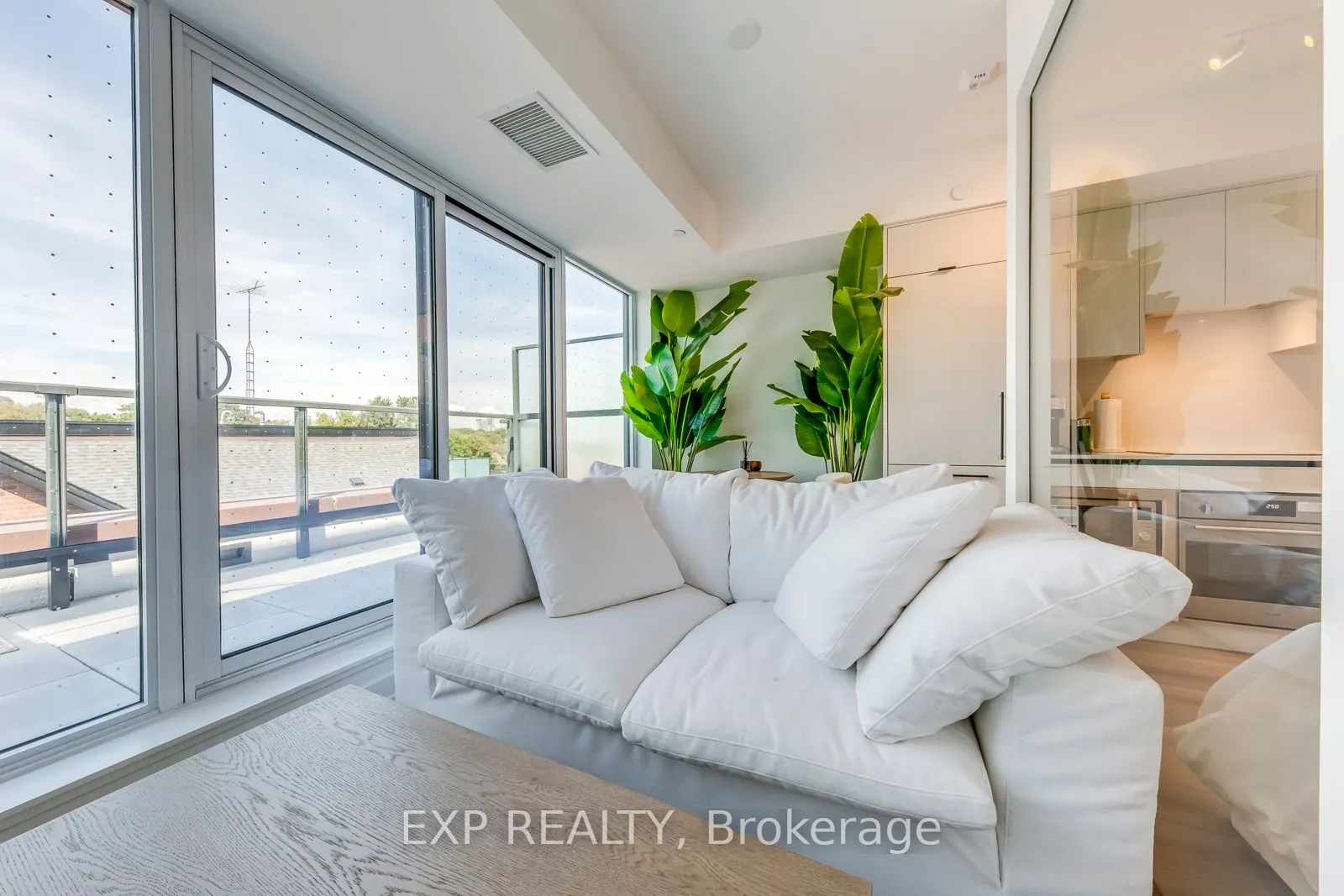 5 Lakeview Avenue #415