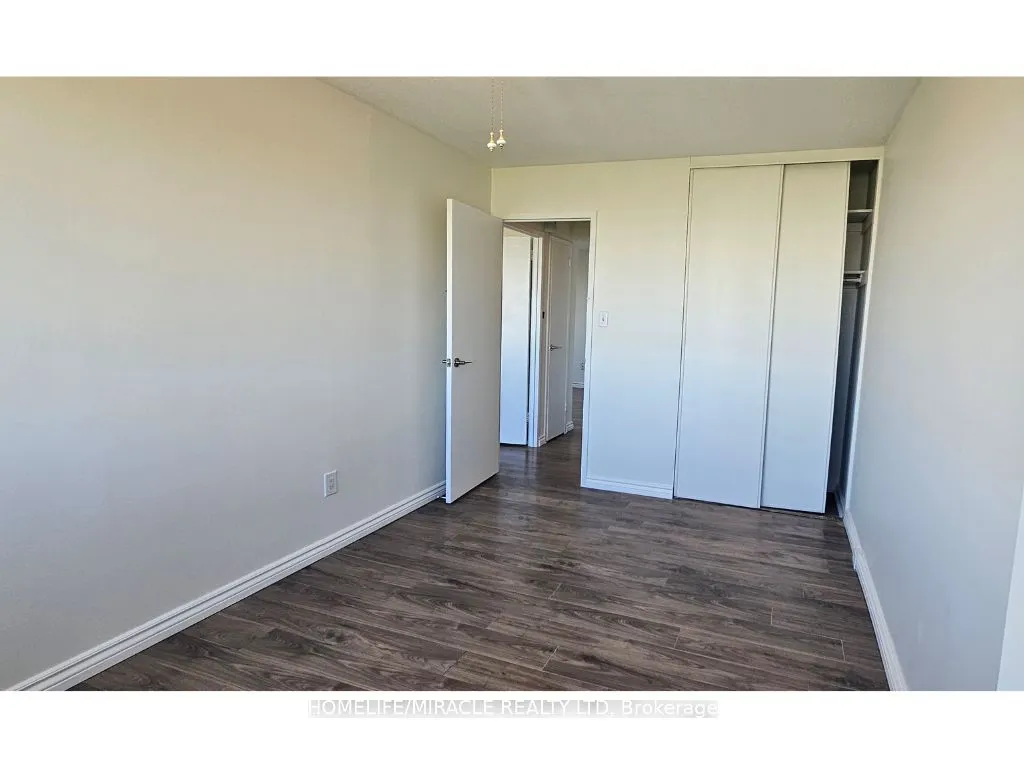 725 Don Mills Road, #15
