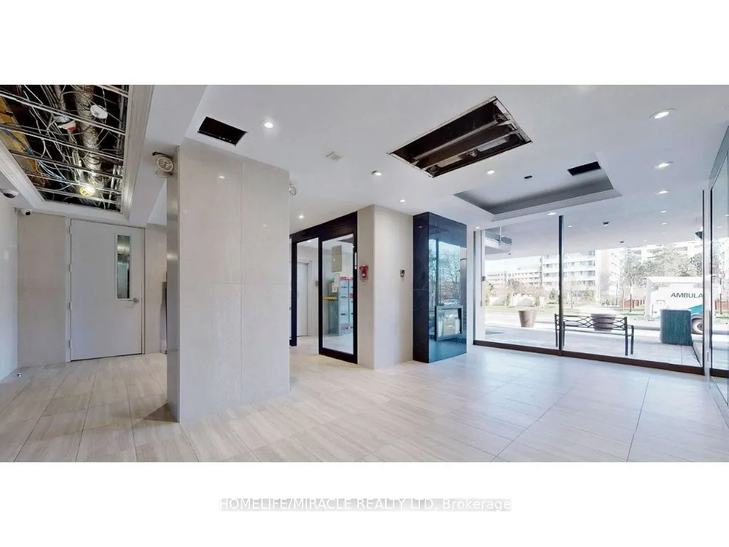 725 Don Mills Road, #15