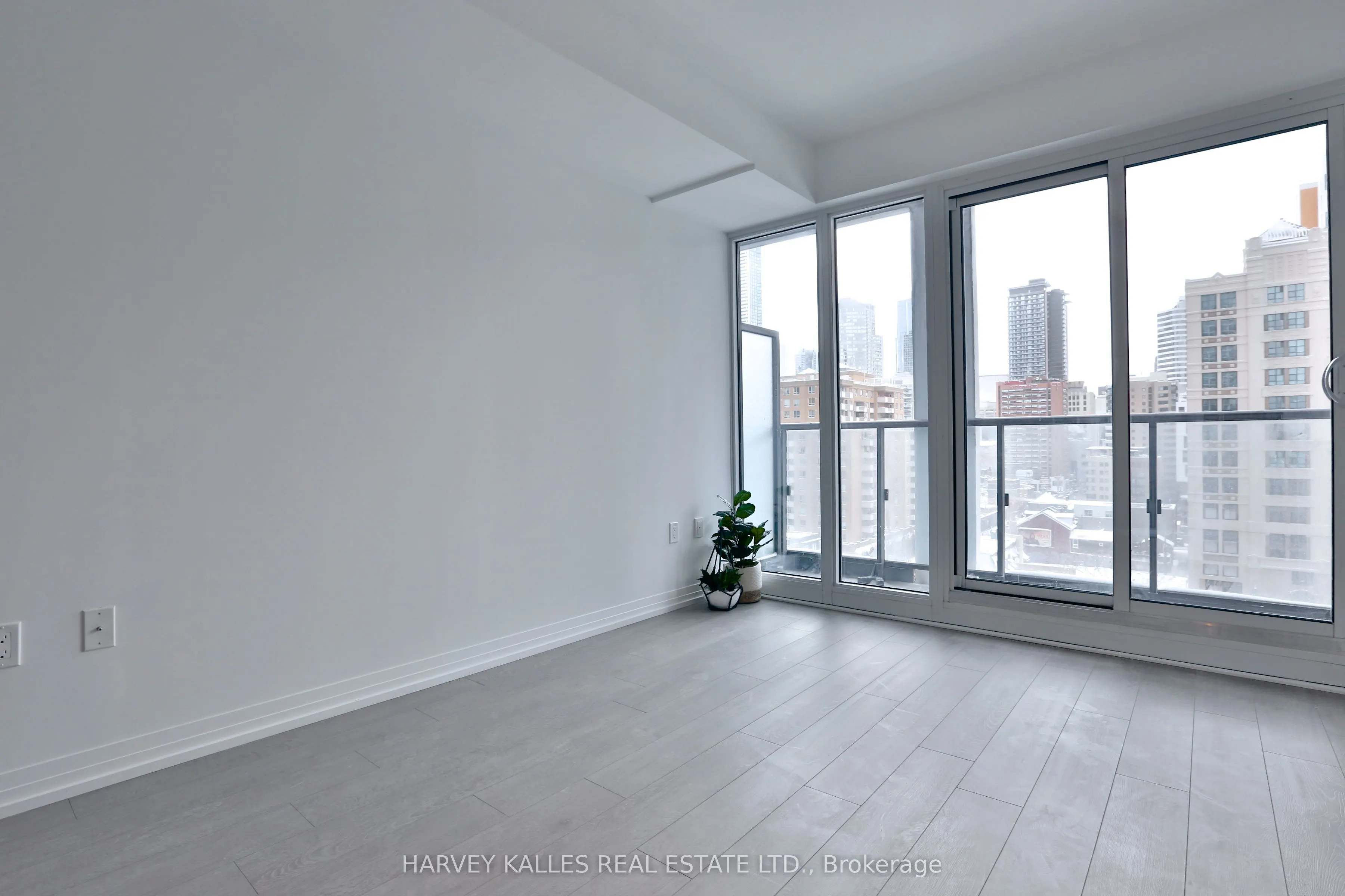 251 Jarvis Street, #831