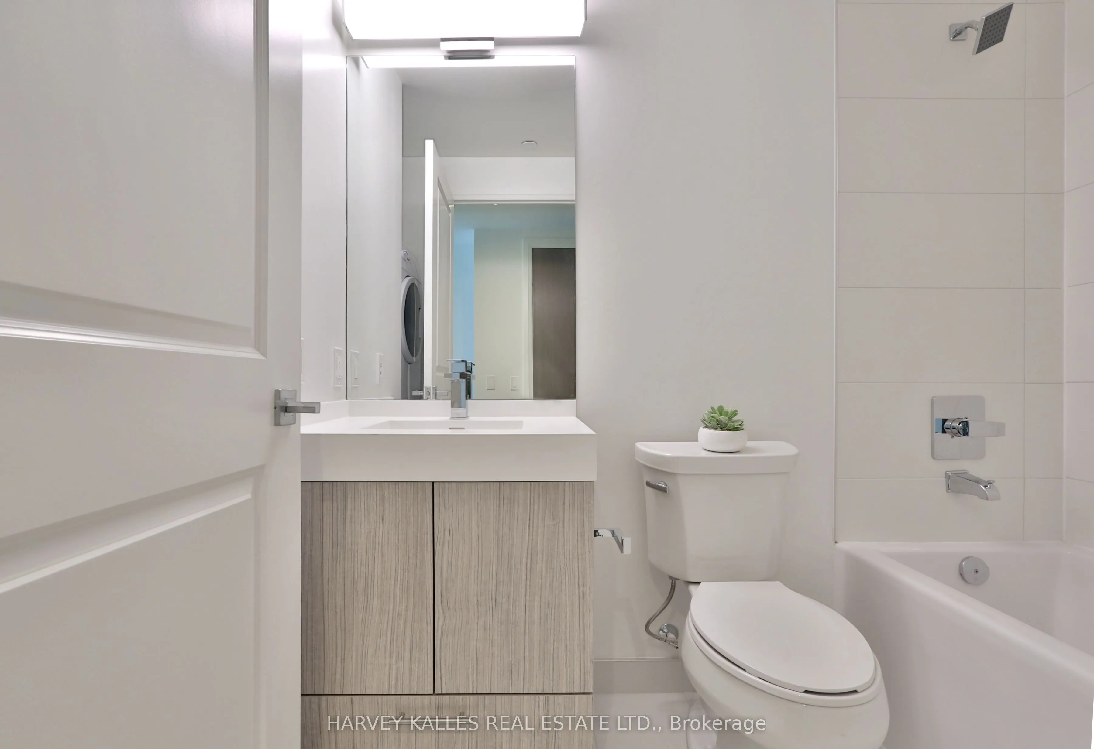 251 Jarvis Street, #831