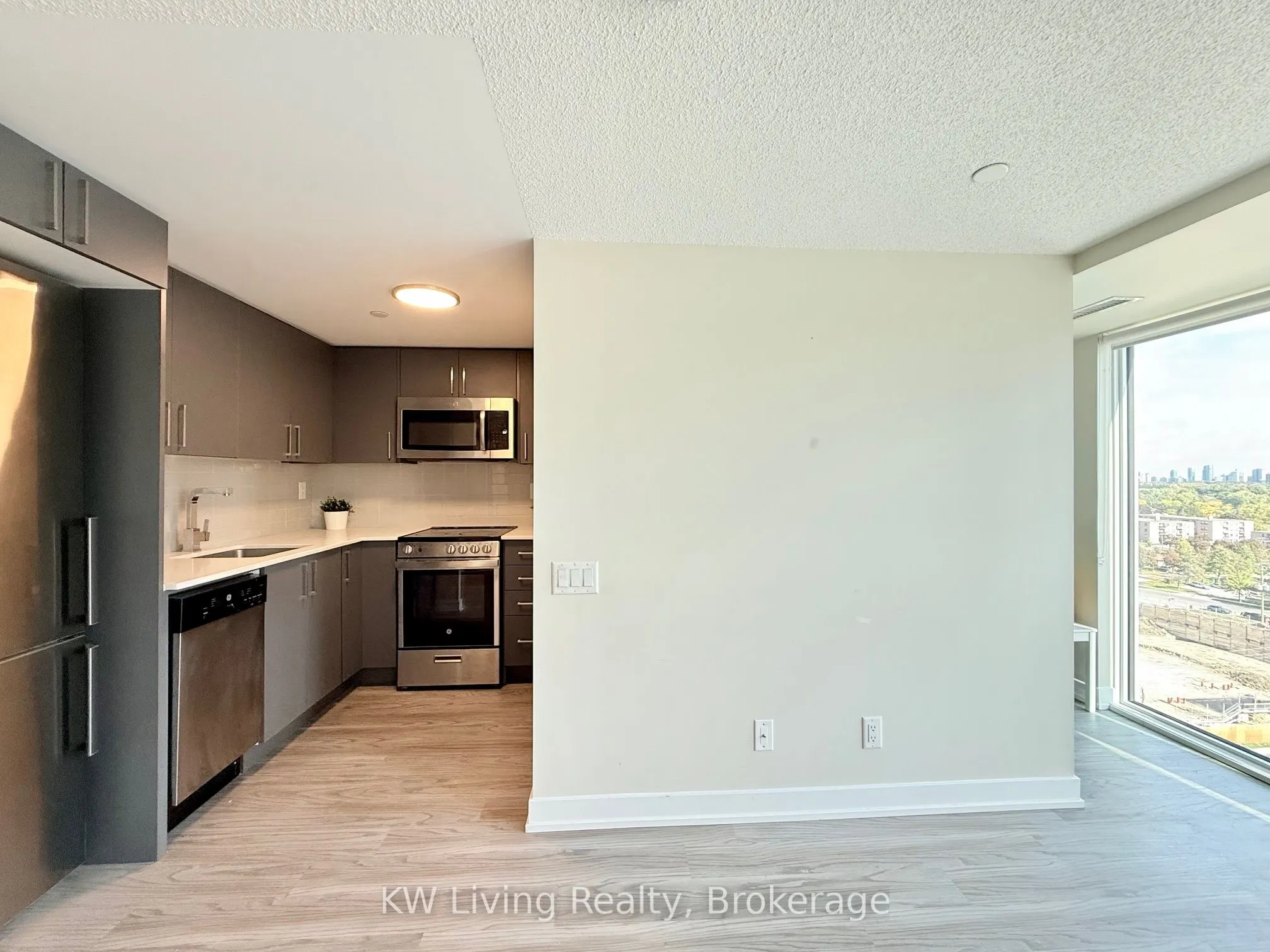 38 Monte Kwinter Court, #1317