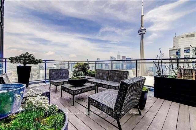 11 Brunel Court, #PH2