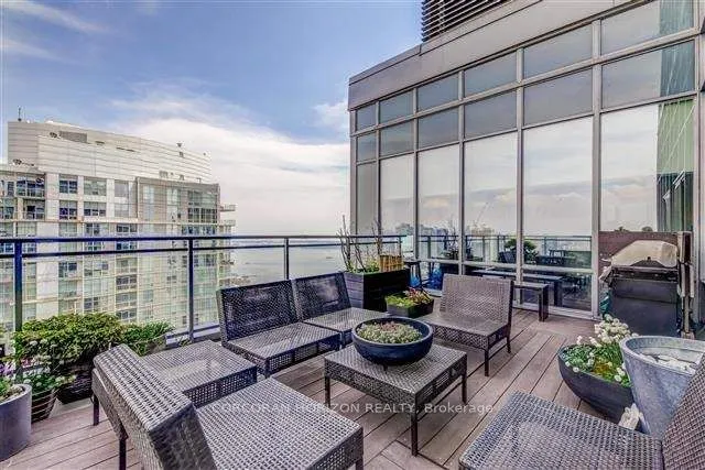 11 Brunel Court, #PH2