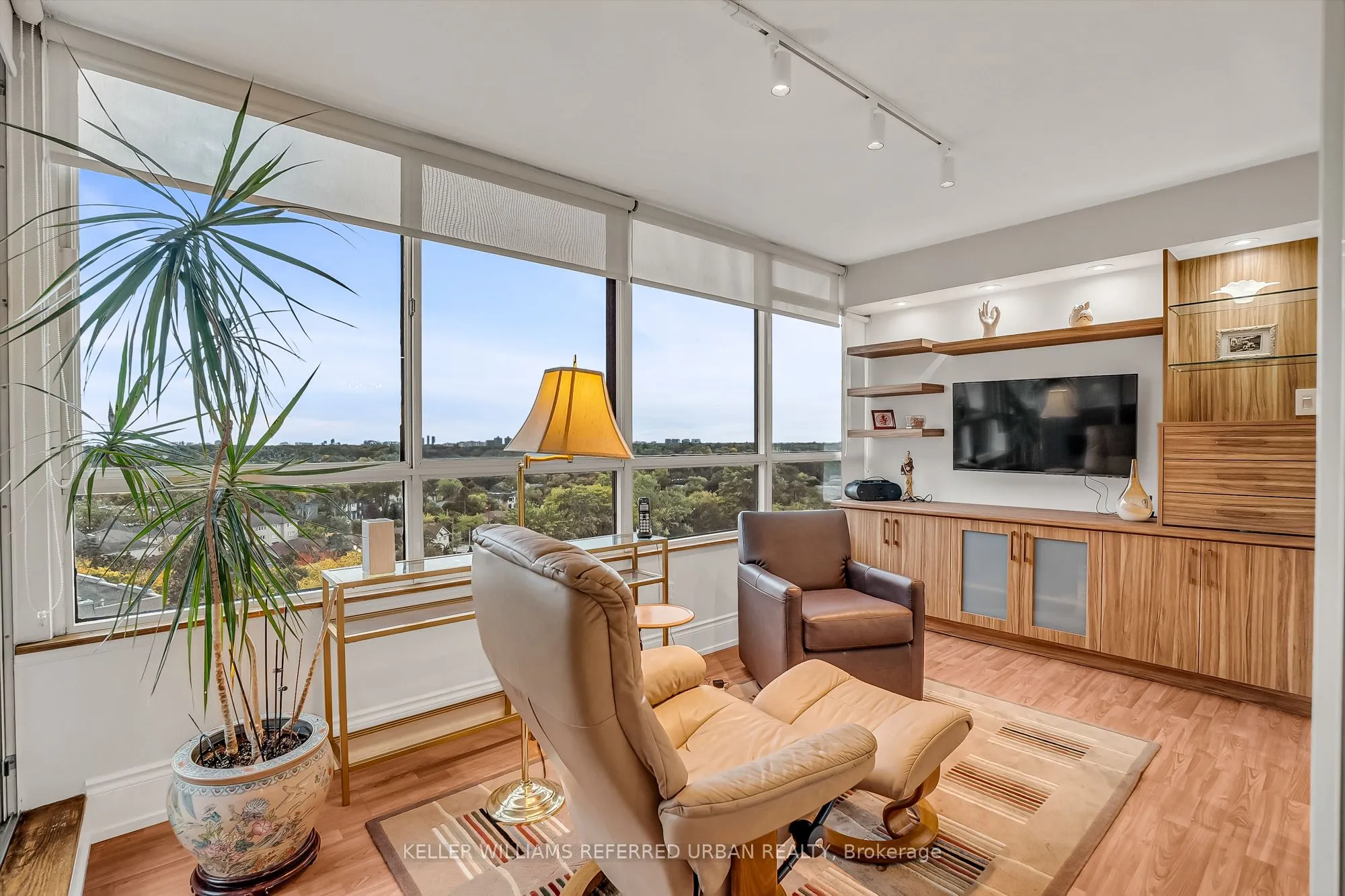 5444 Yonge Street, #1003