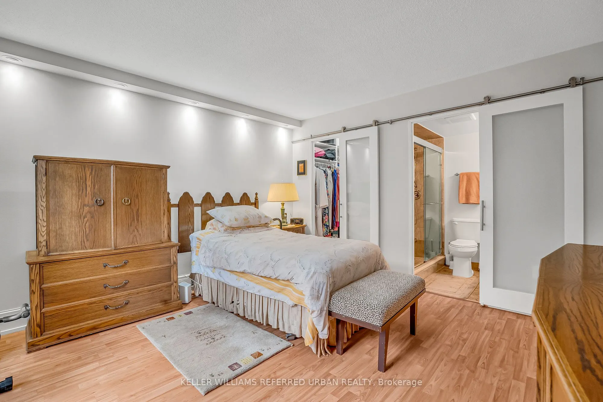 5444 Yonge Street, #1003