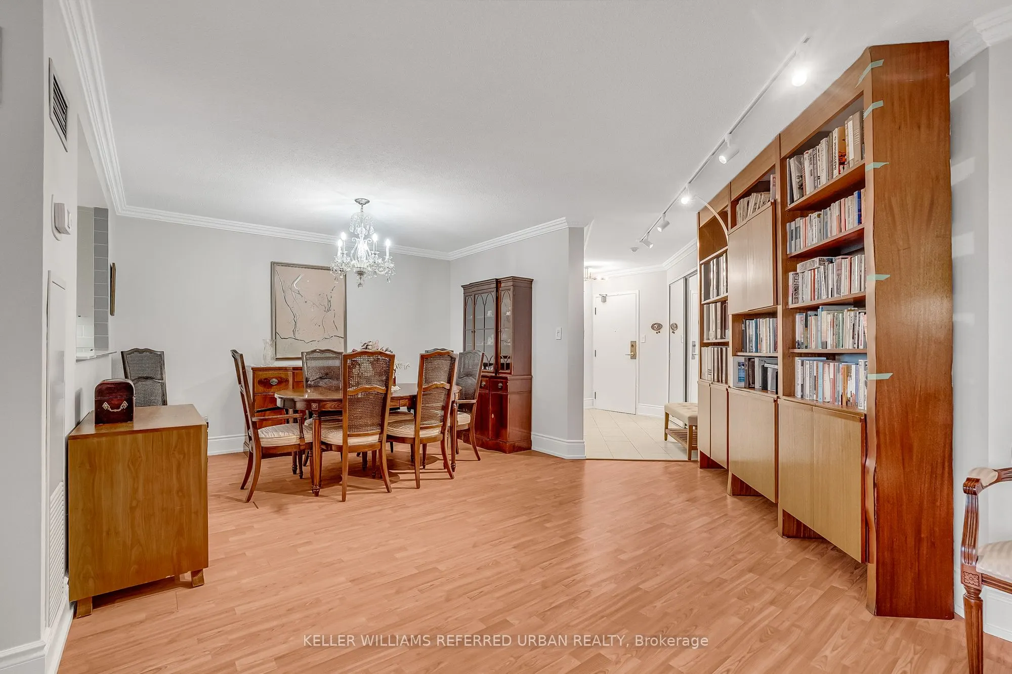 5444 Yonge Street, #1003