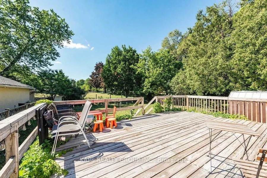 55 Bainbridge Avenue, #Bsmt