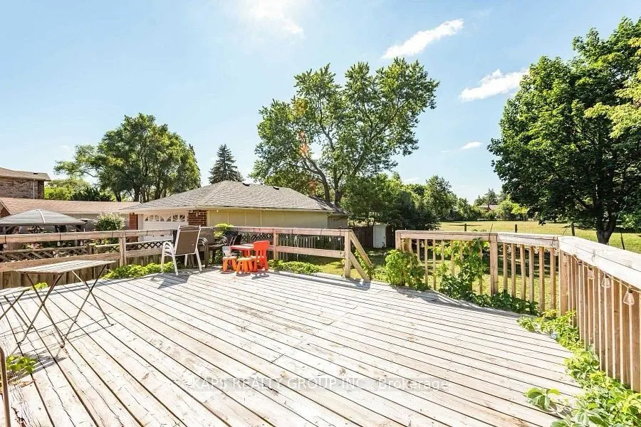 55 Bainbridge Avenue, #Bsmt