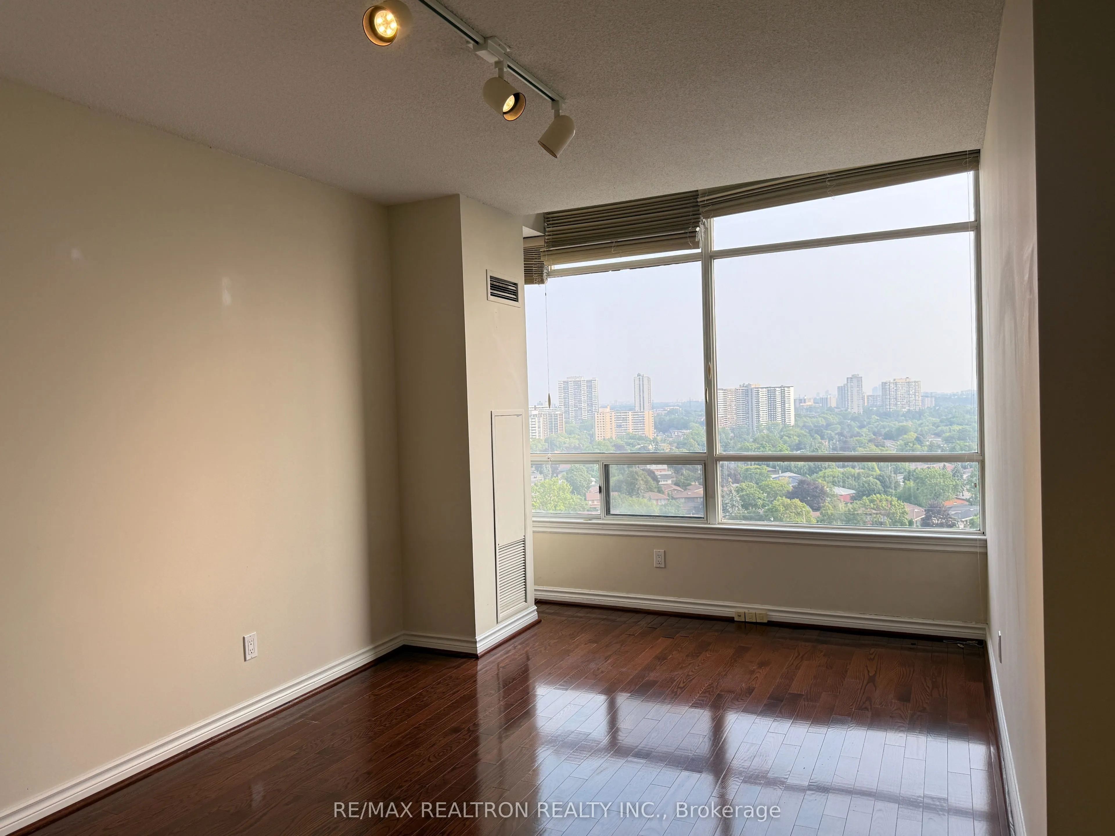 1131 Steeles Avenue W, #PH104
