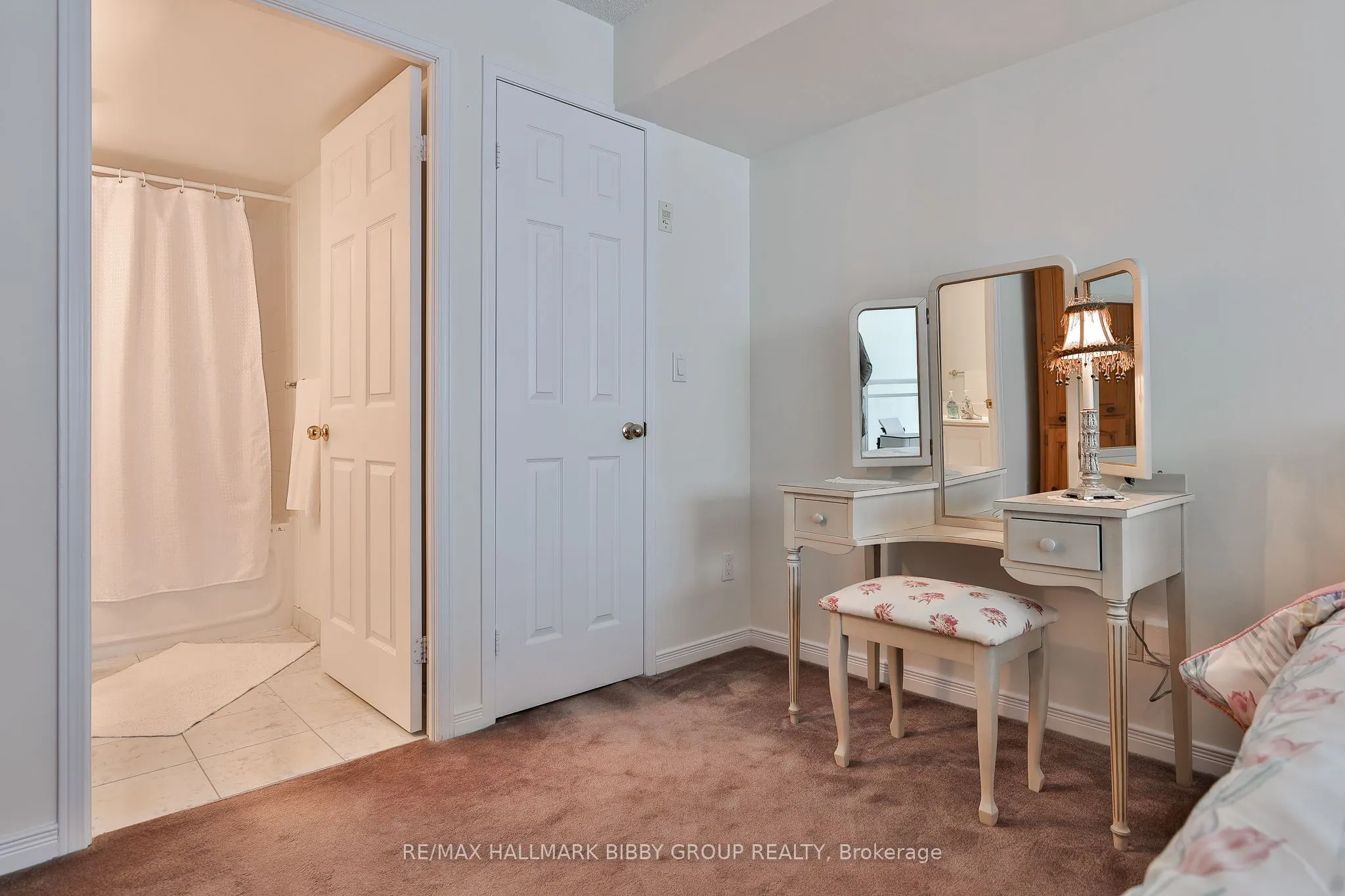 109 Front Street E, #528