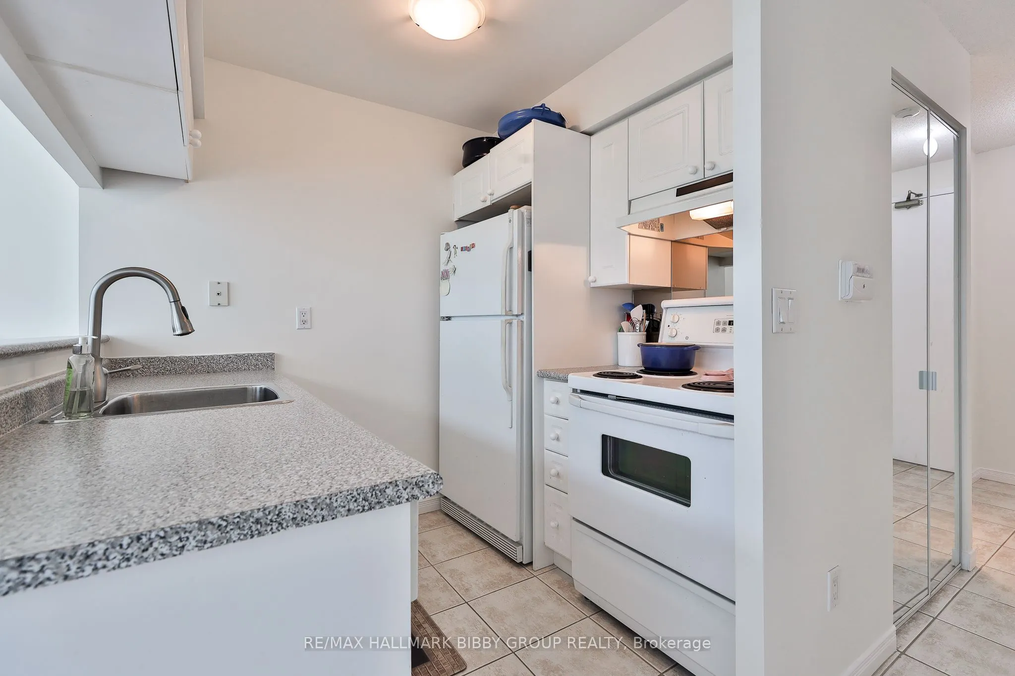 109 Front Street E, #528