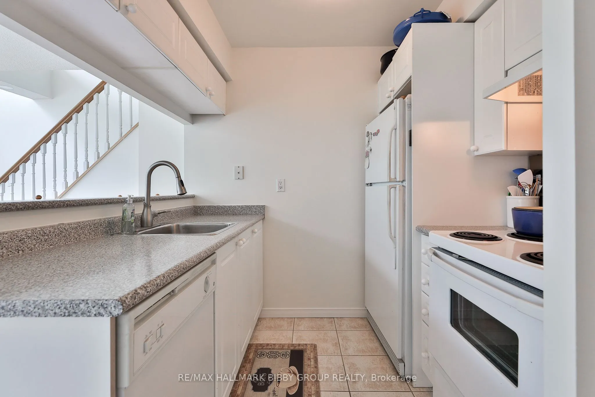 109 Front Street E, #528